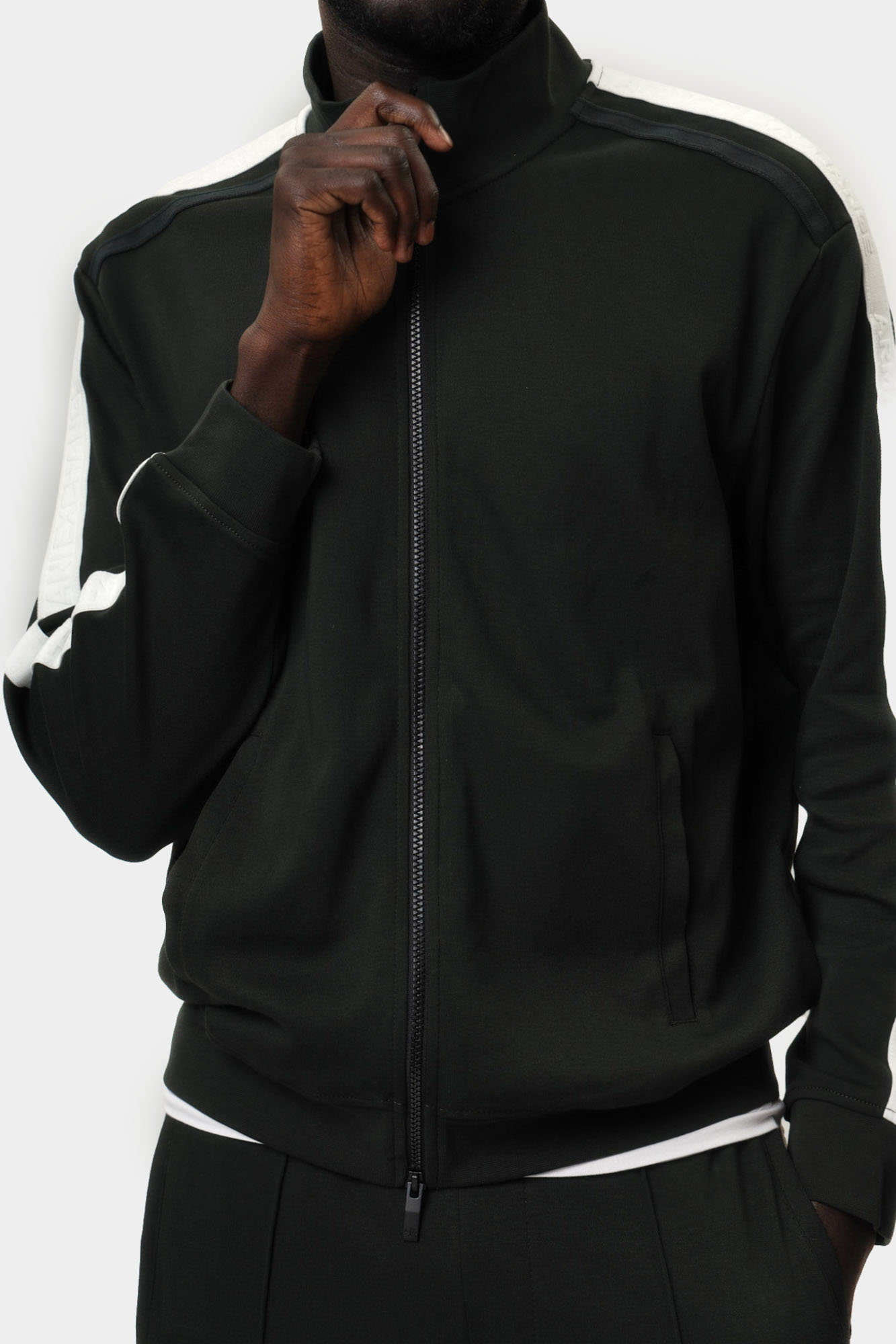 XM000311_AF10365 Толстовка Armani Exchange Хаки