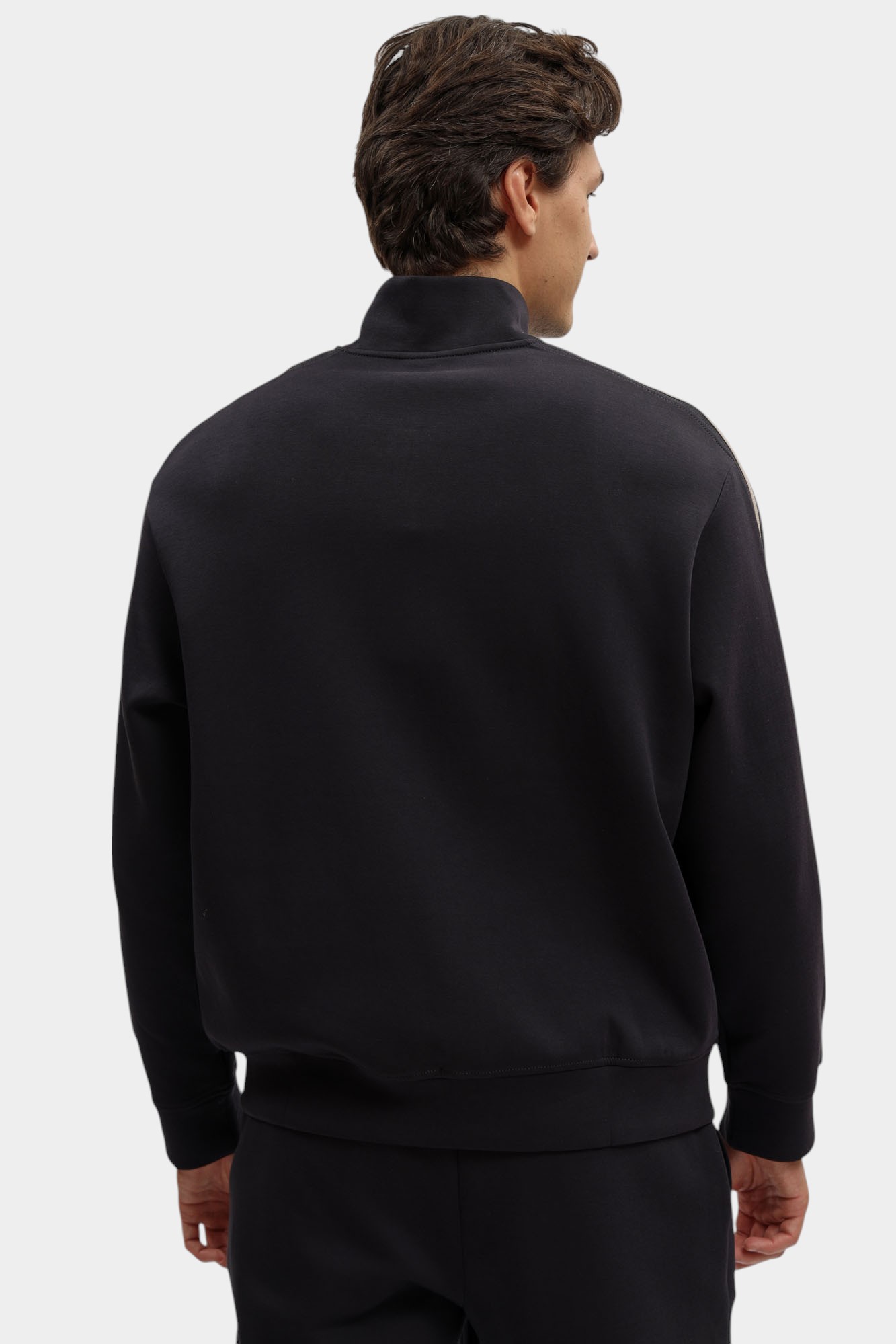 XM001361_AF10818 Толстовка Armani Exchange Черный