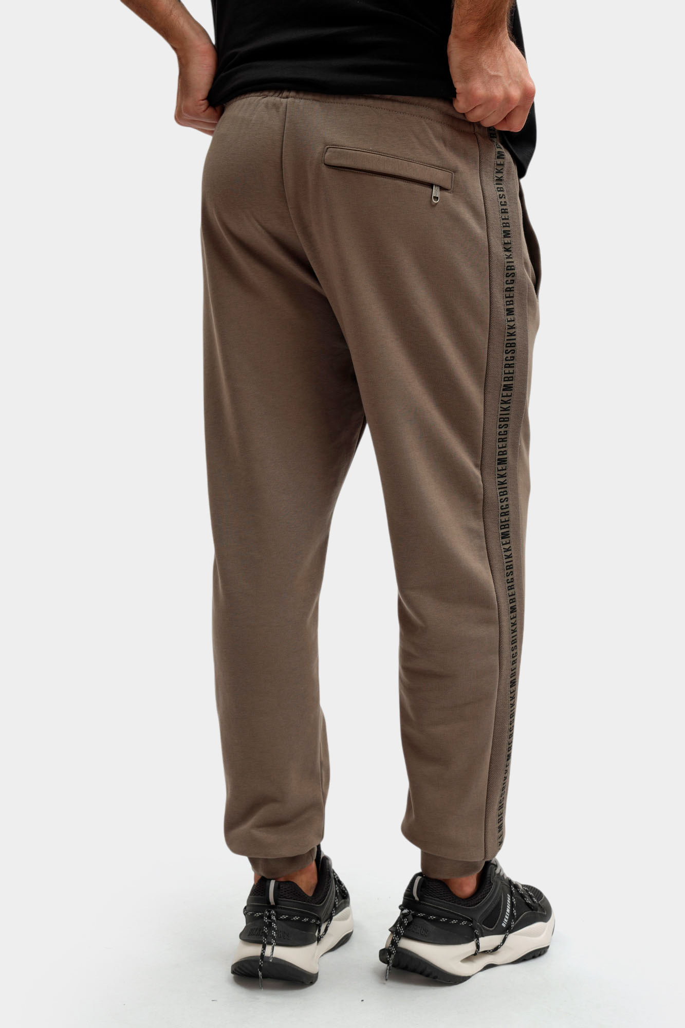 BMF1484 Брюки спортивные Bikkembergs Коричневый