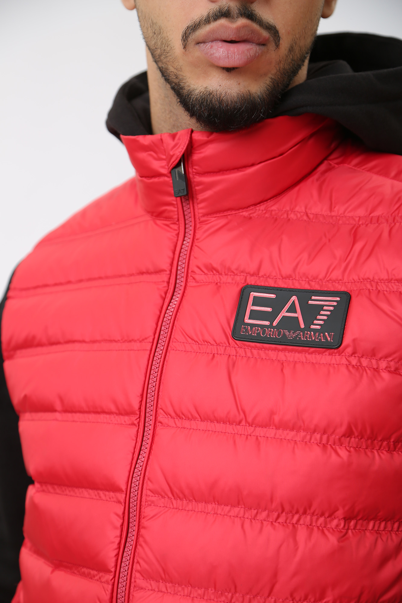 6RPQ02_PN5ZZ Жилет пуховый EA7 Красный