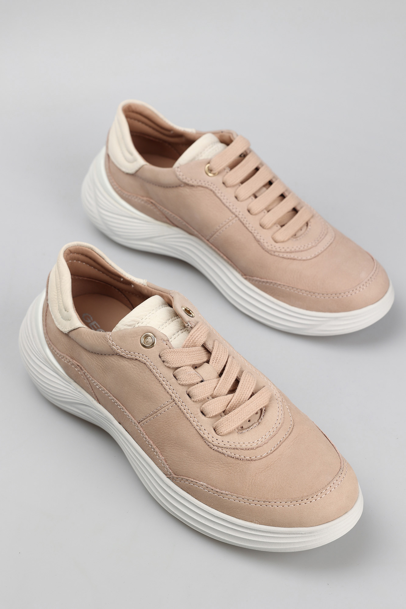 D35TDA09A3CC5 Кроссовки Geox Бежевый