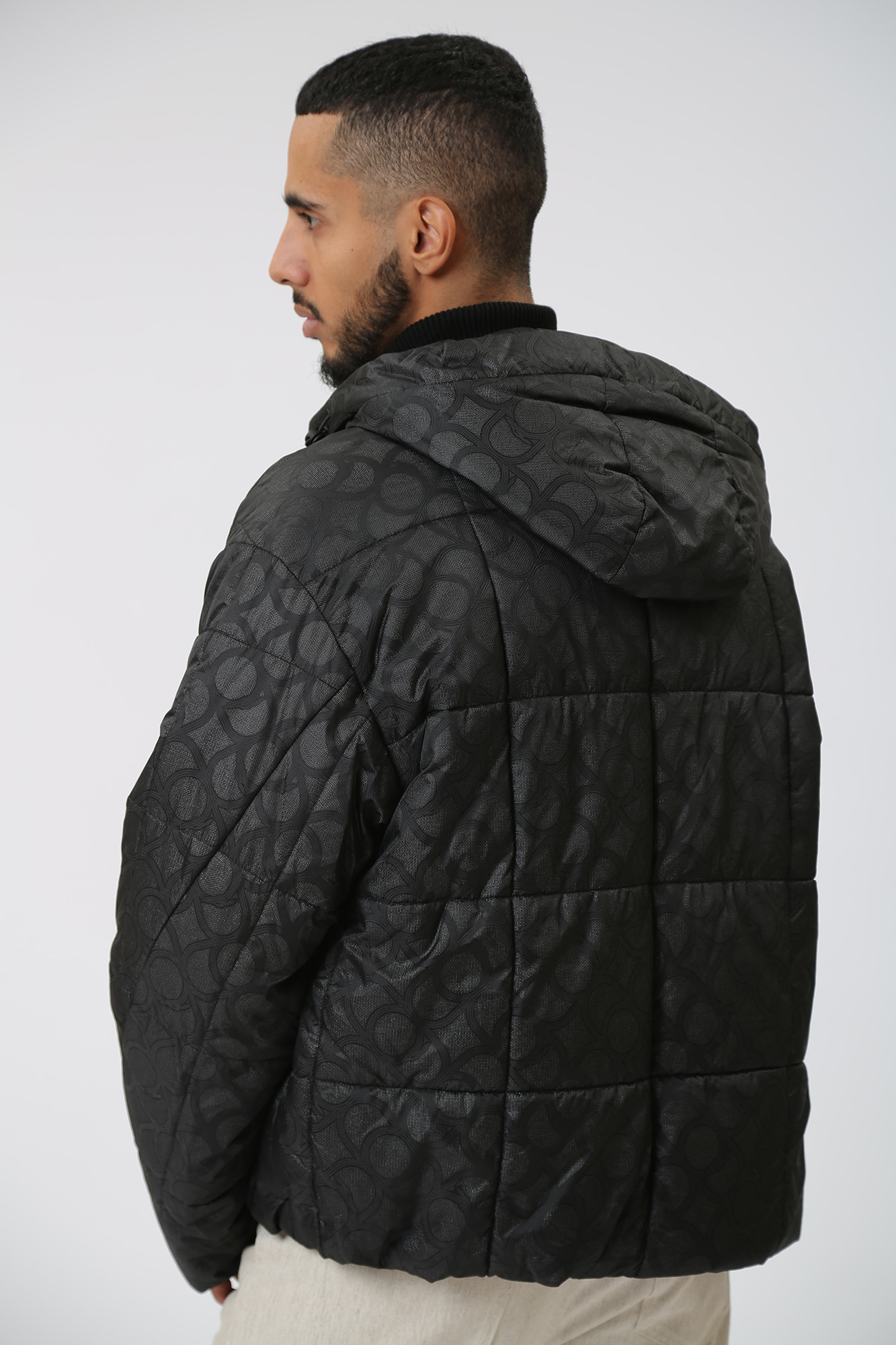 52S00913-1T006513 Куртка пуховая Trussardi Черный