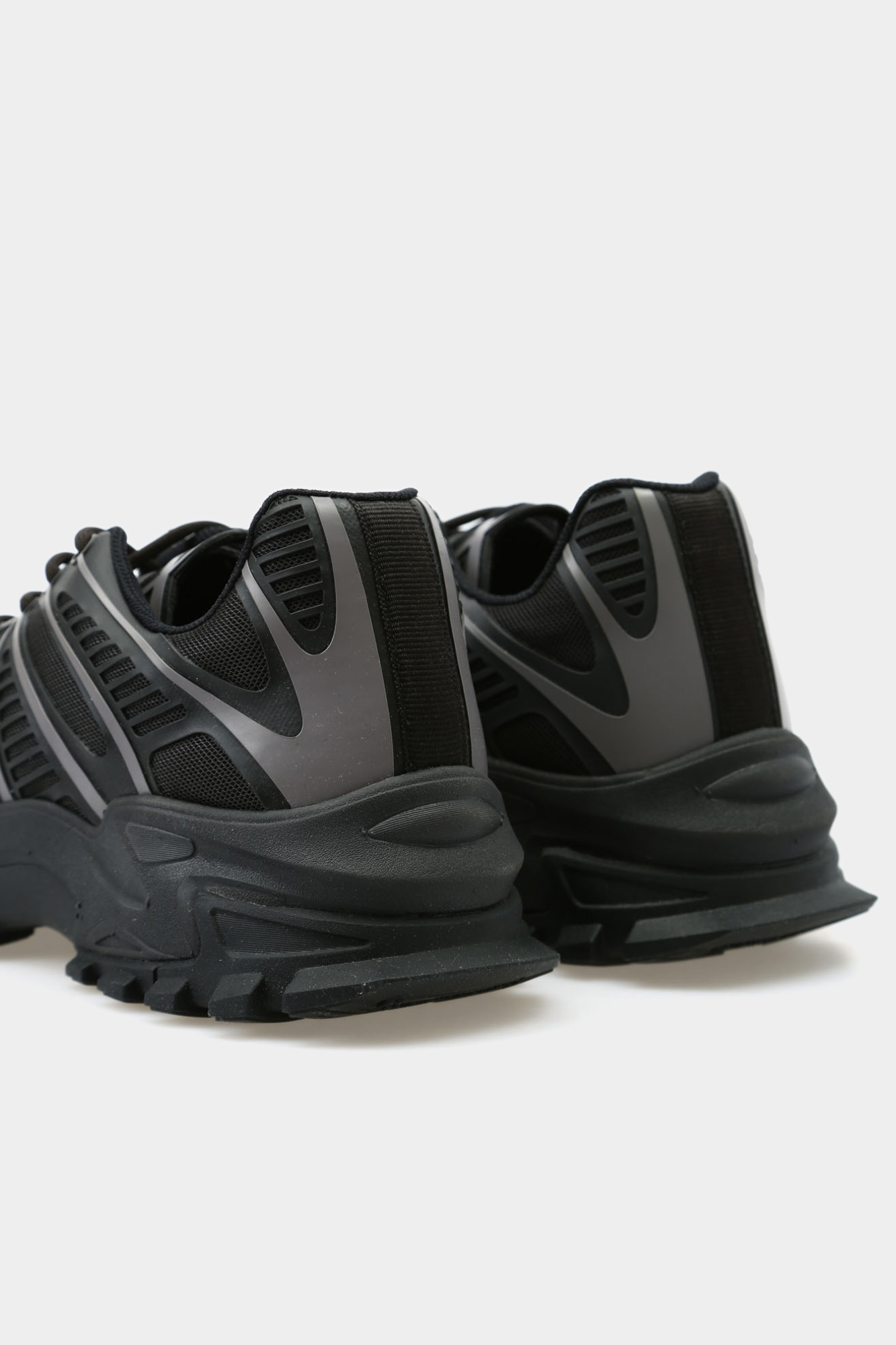 XUX238_XV907_U314 Кроссовки Armani Exchange Черный