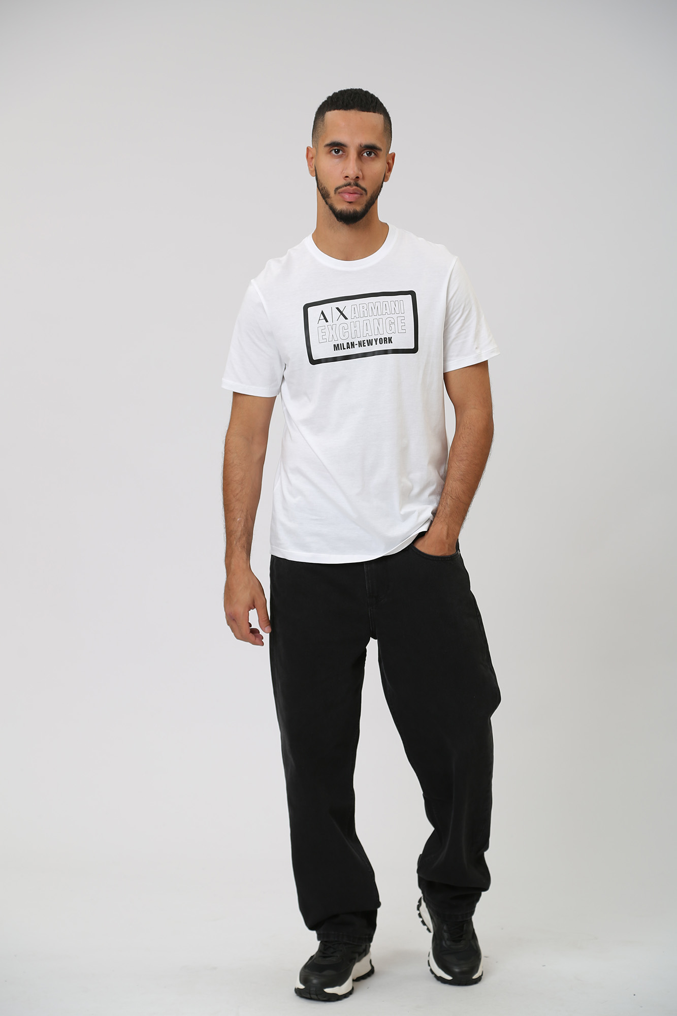 6RZTAD_ZJA5Z Футболка Armani Exchange Белый