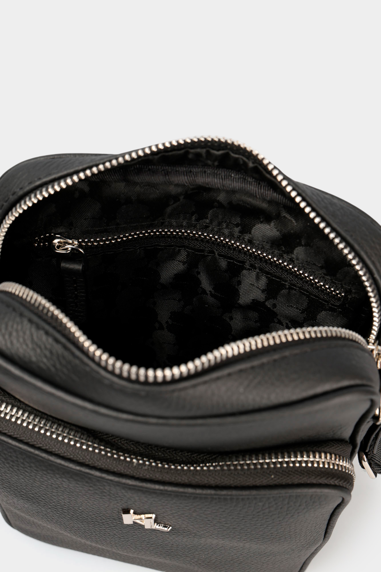 562451_815920 Сумка Karl Lagerfeld Черный