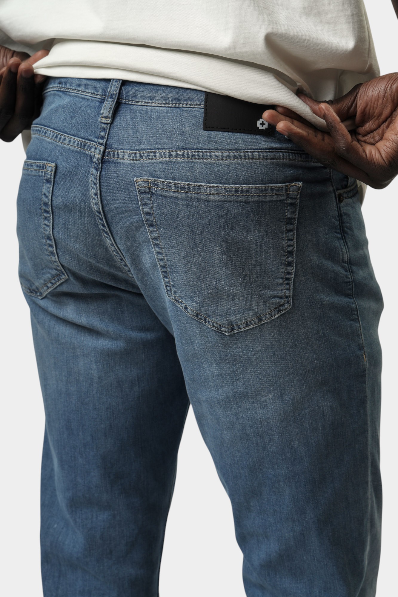 30046775_10017842 Брюки джинсовые Strellson Синий