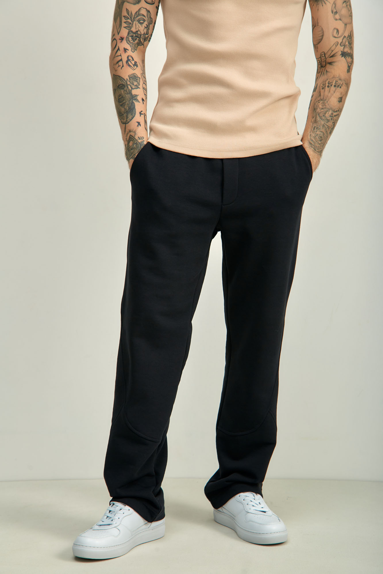 M-241-P-20-0086 Брюки спортивные The Hills Черный