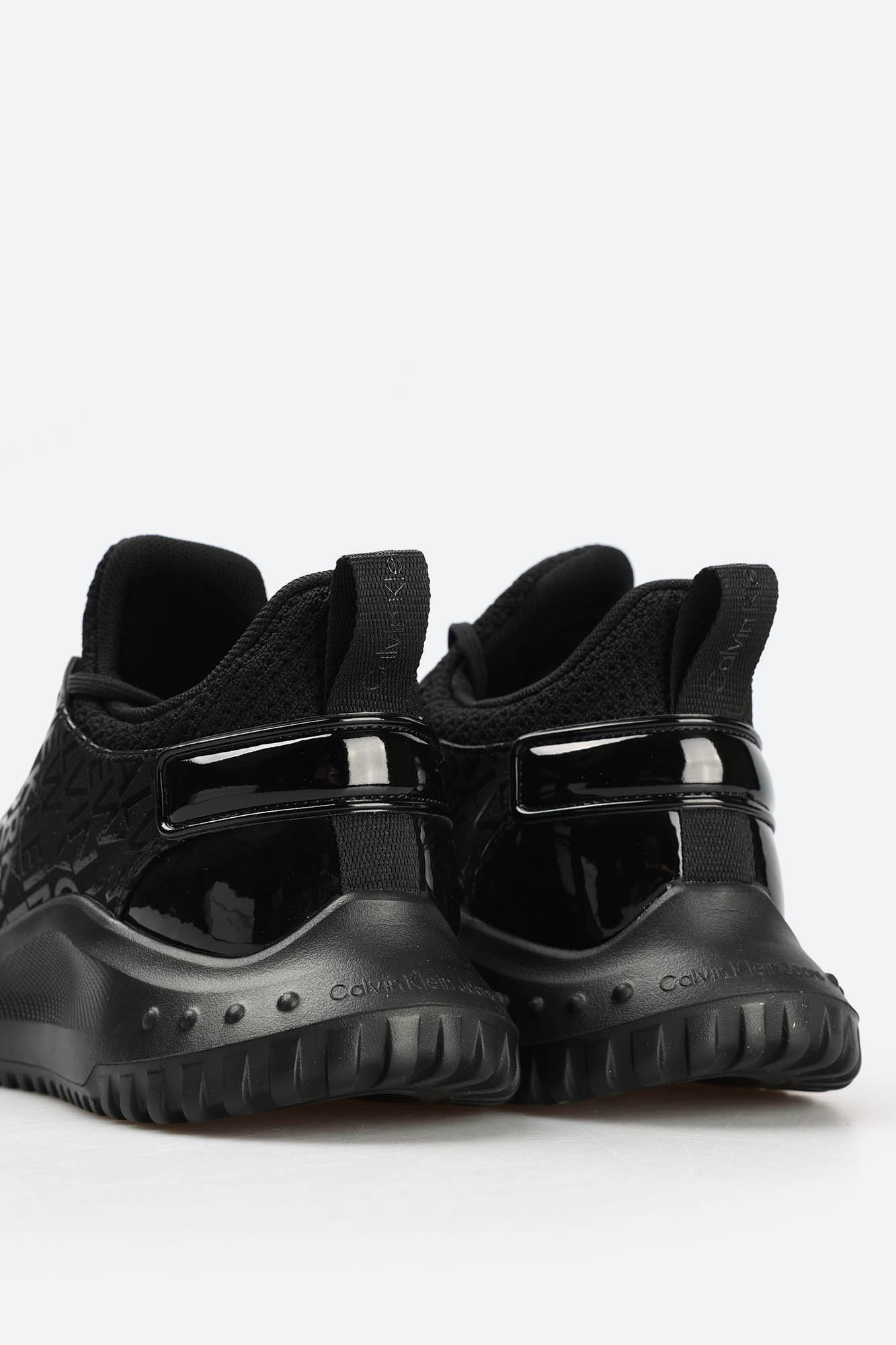YW0YW01441 Кроссовки Calvin Klein Jeans Черный