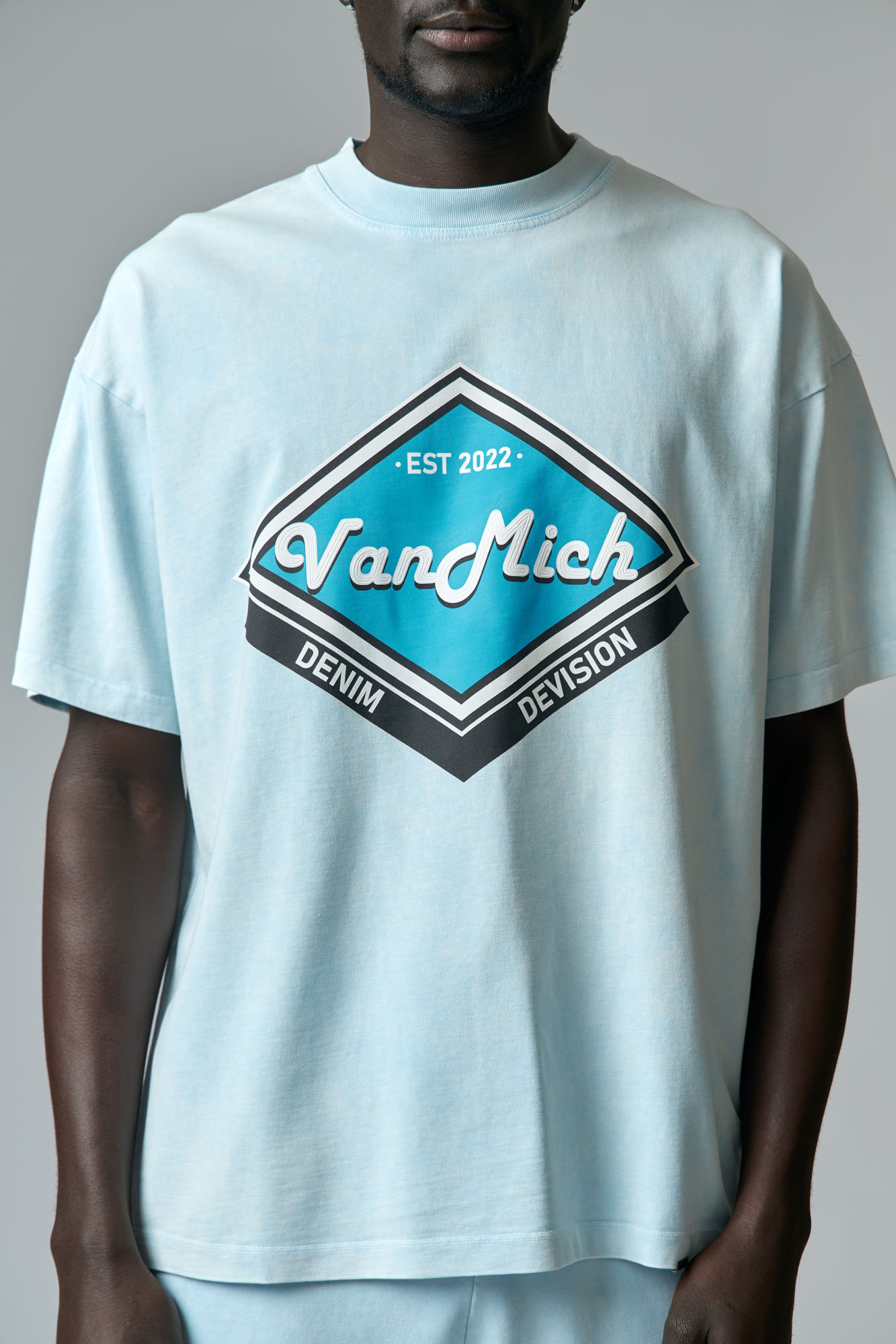 VM-ERK-22-413 Футболка Van Mich Голубой
