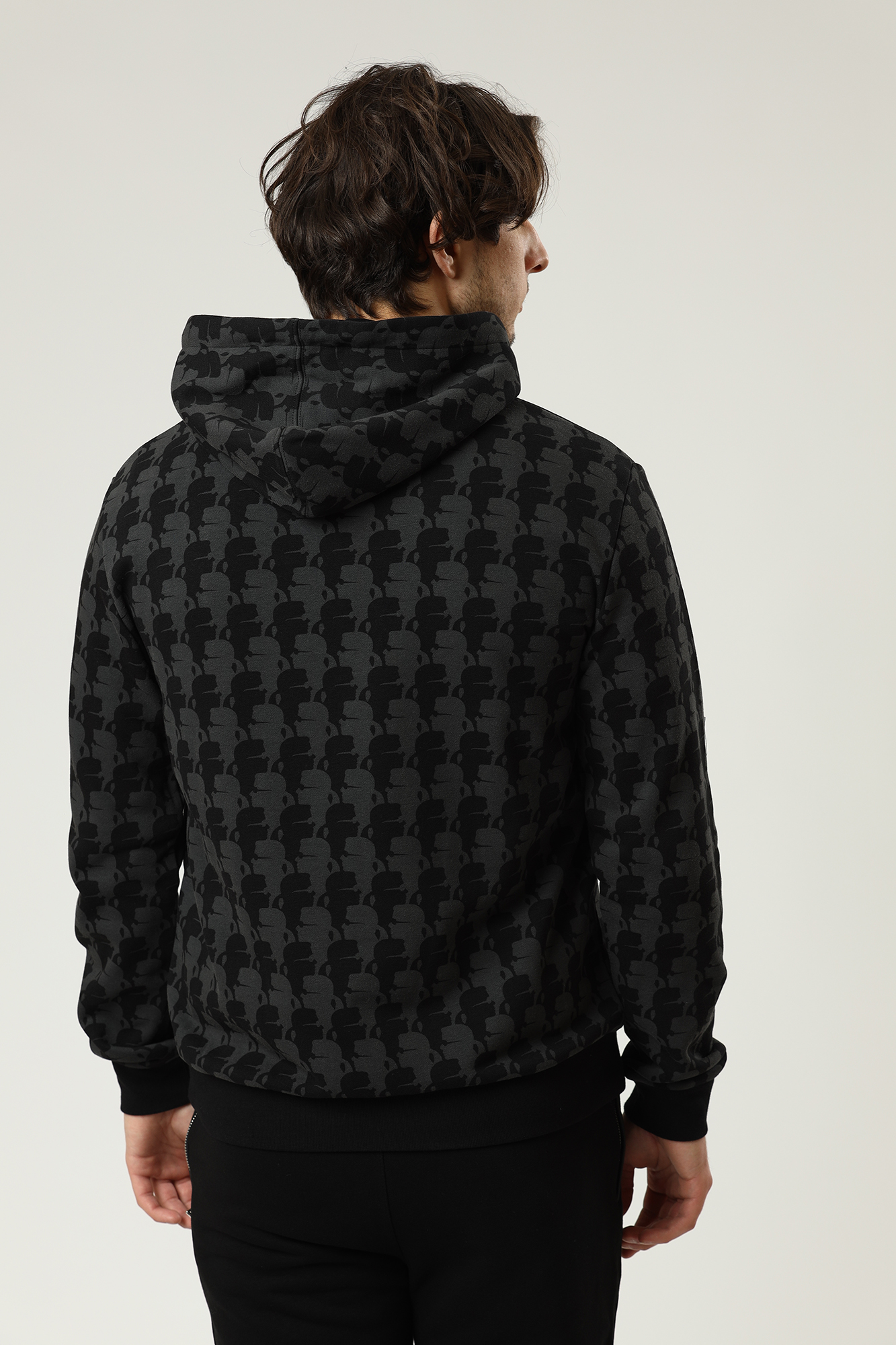 521900_705085 Худи Karl Lagerfeld Черный