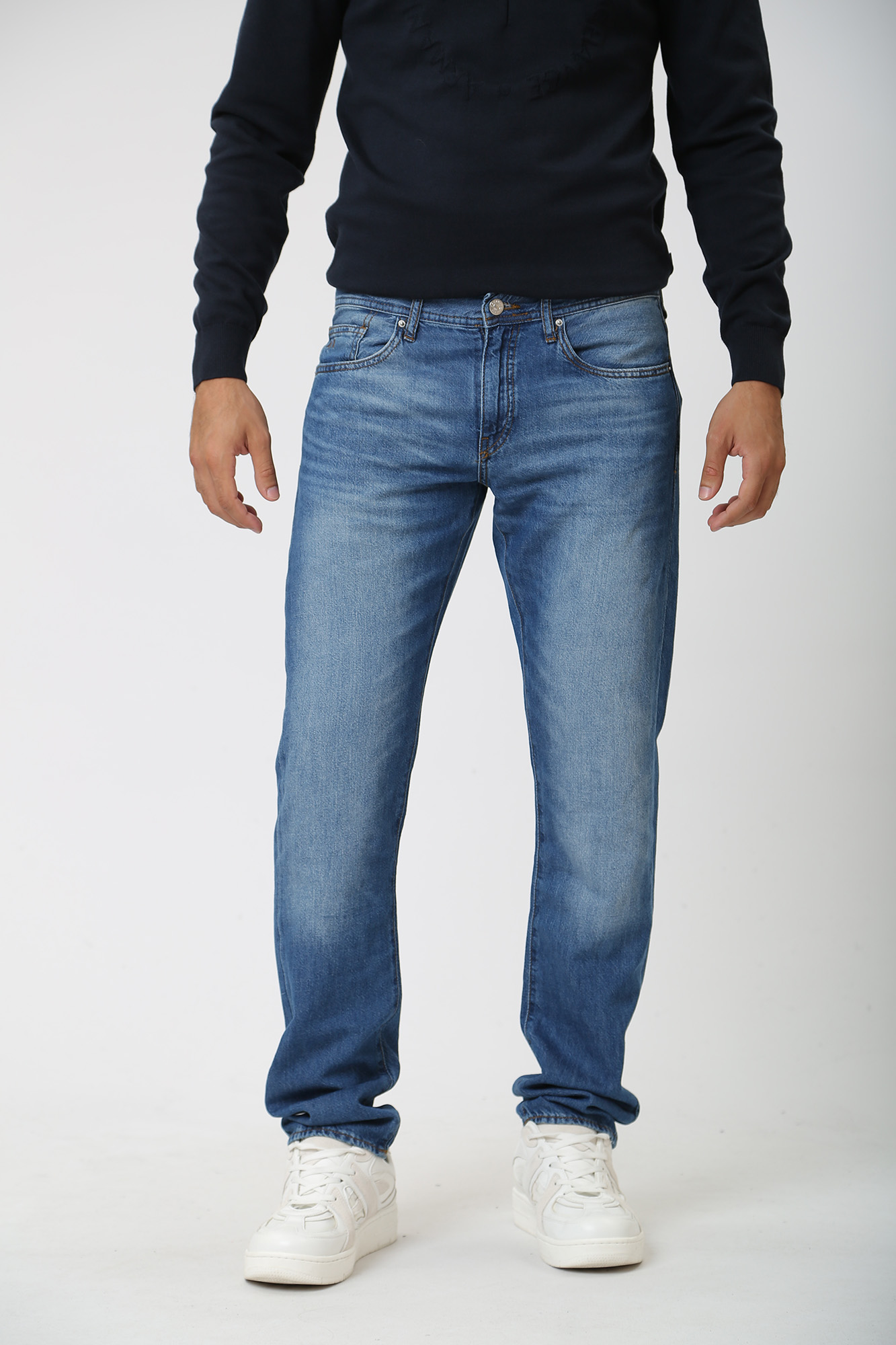 3RZJ13_Z2SSZ Джинсы Armani Exchange Синий