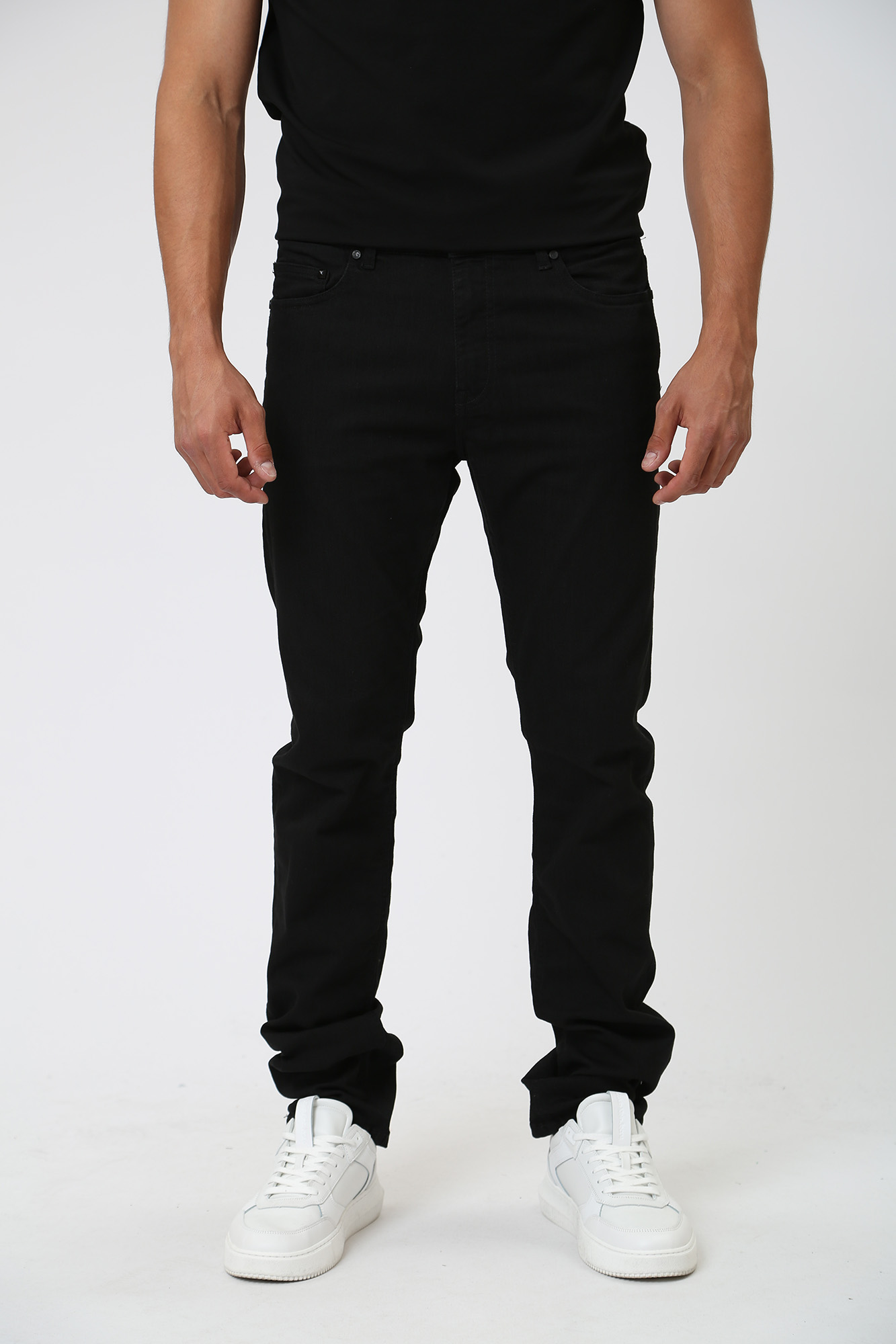 533831_265840 Брюки джинсовые Karl Lagerfeld Черный