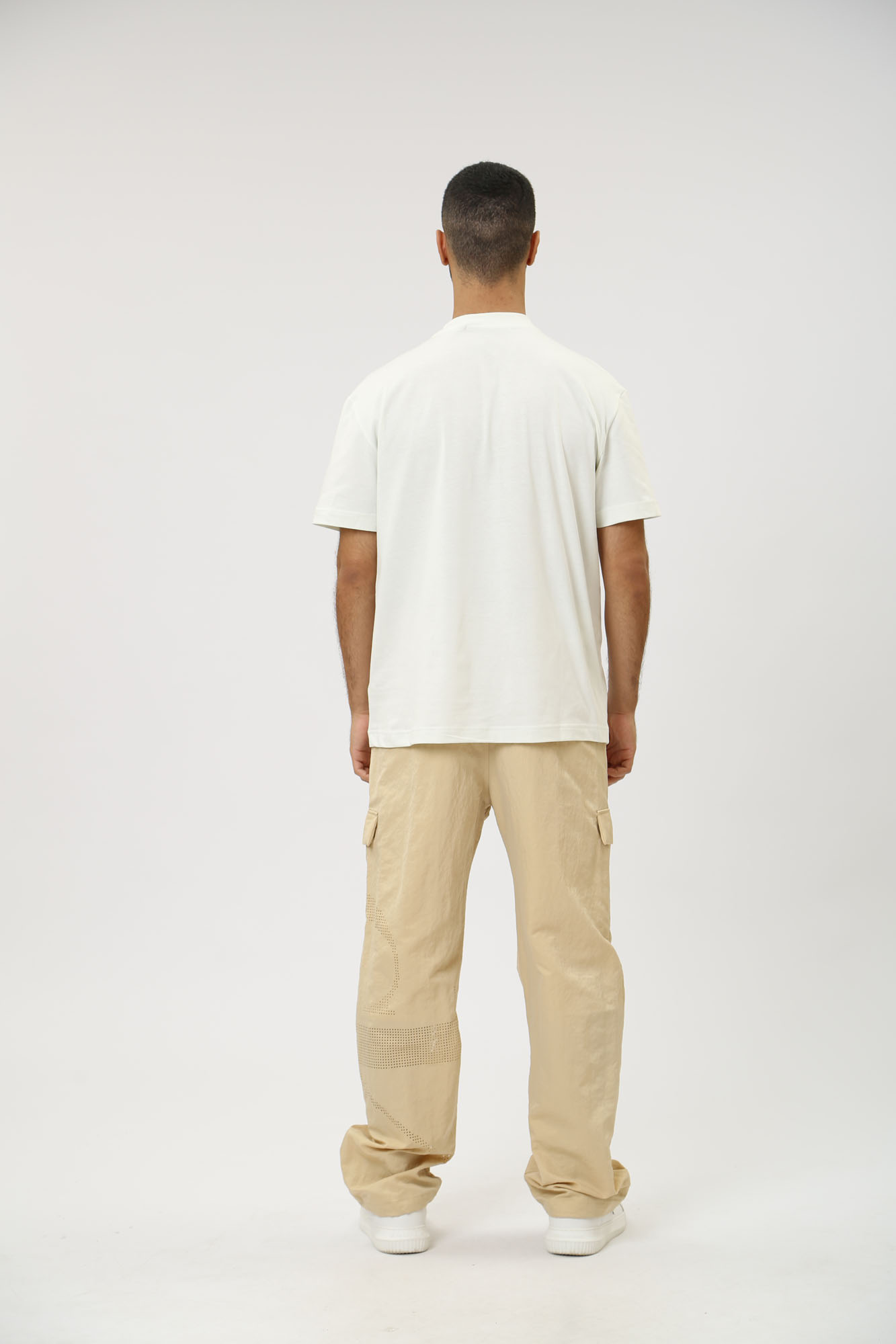 J30J325700 Футболка Calvin Klein Jeans Молочный