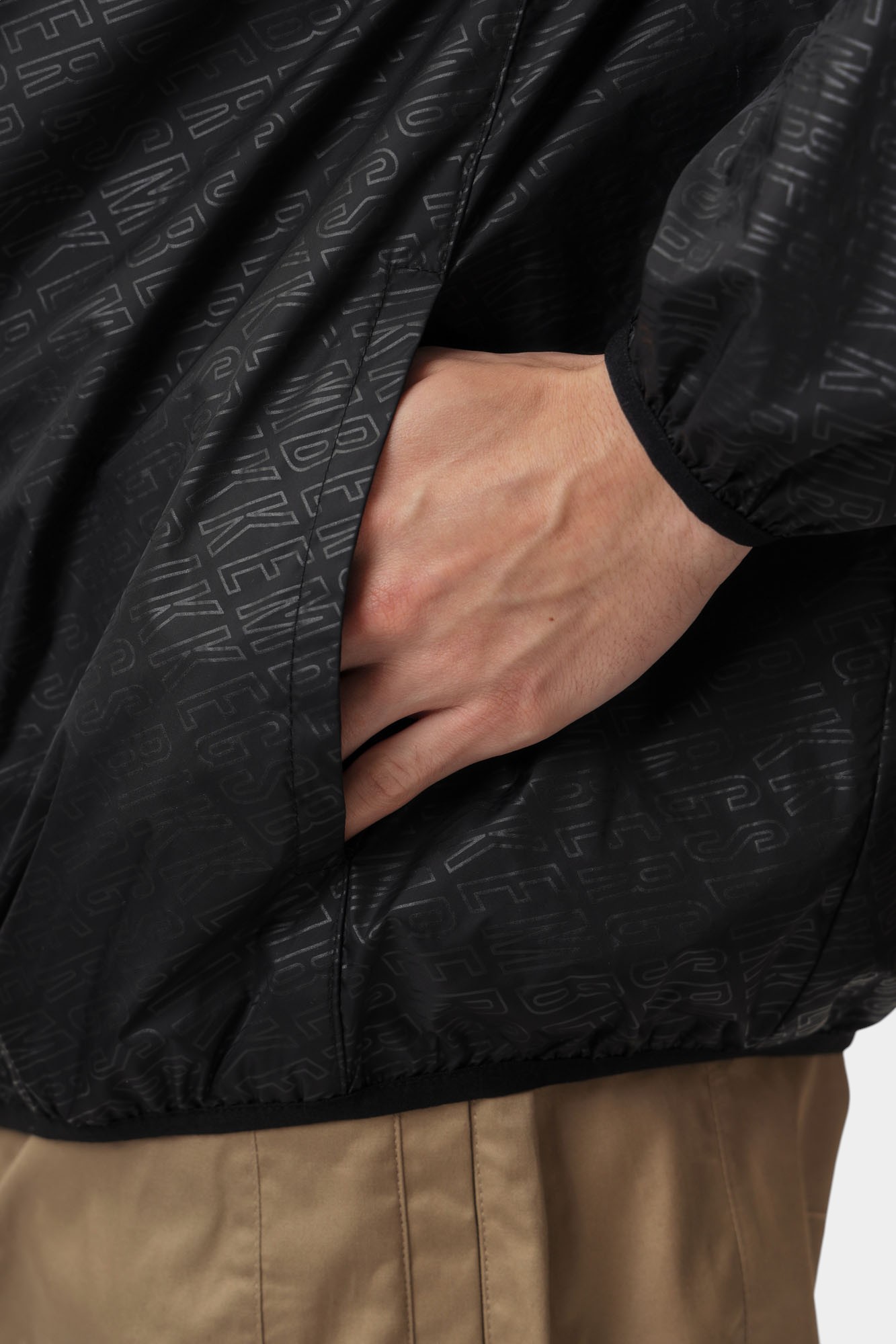BMG0869 Ветровка Bikkembergs Черный