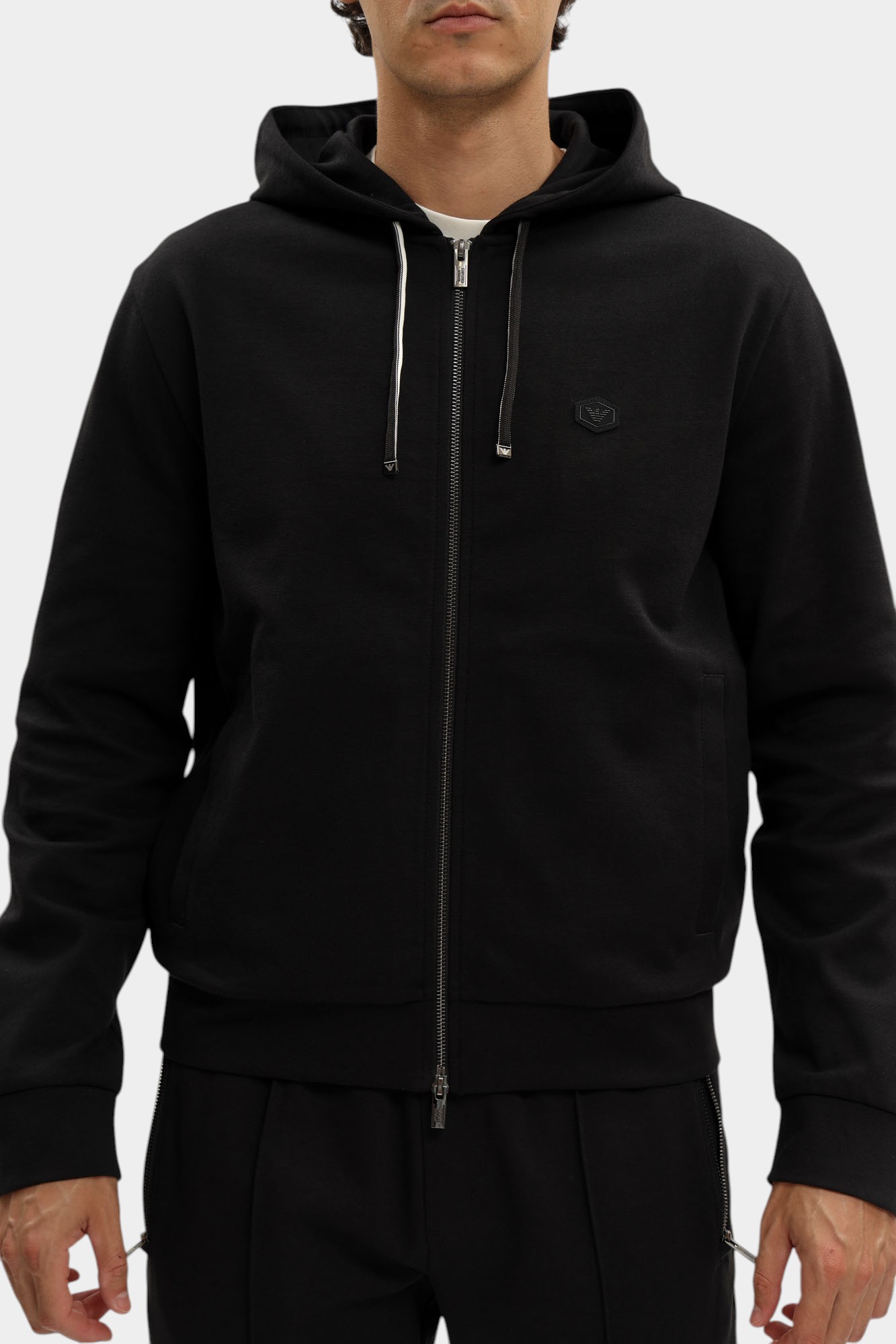 8N1MG0_1JBTZ Толстовка Emporio Armani Черный