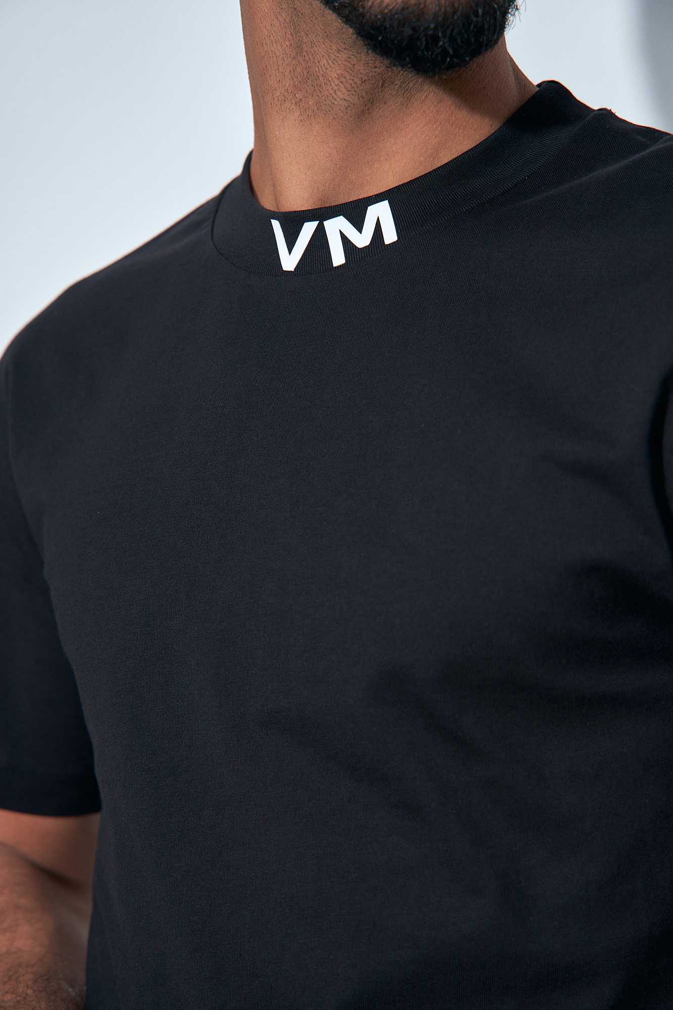 VM-232-22-020 Футболка Van Mich Черный