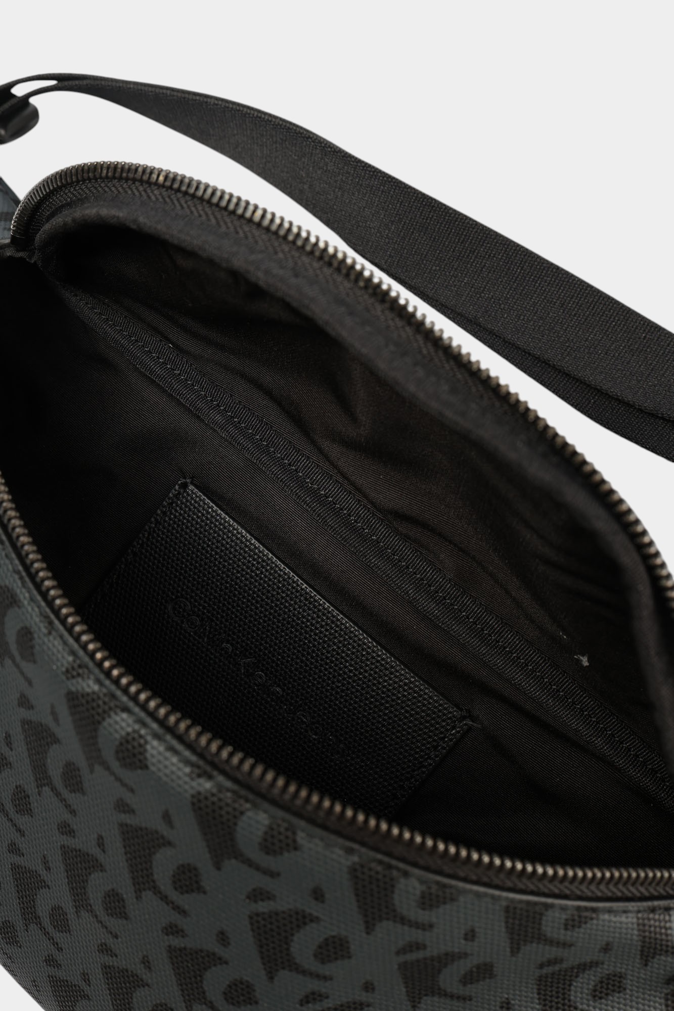 LV04G3113G Сумка поясная Calvin Klein Jeans Синий