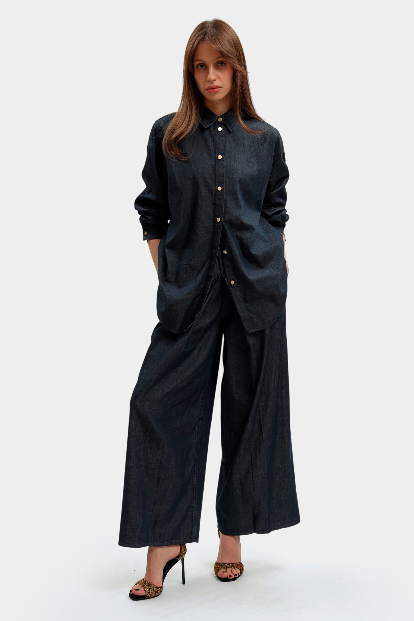 XW002259_AF21337 брюки armani exchange 