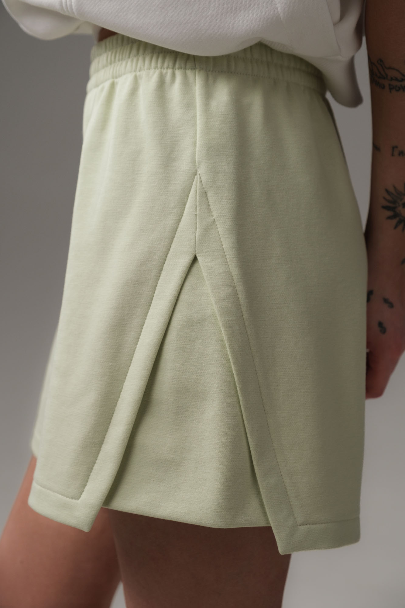 W-251-THT-20-0167 шорты спортивные the hills 