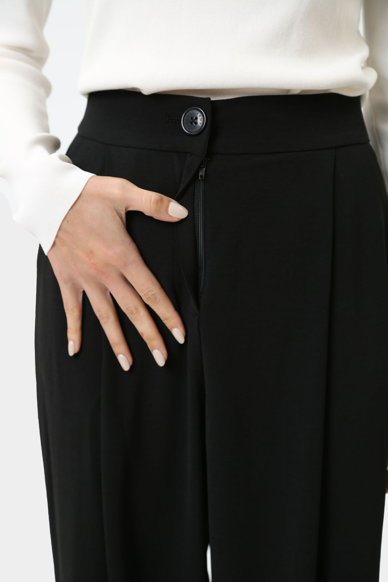 XW000253_AF10872 брюки armani exchange