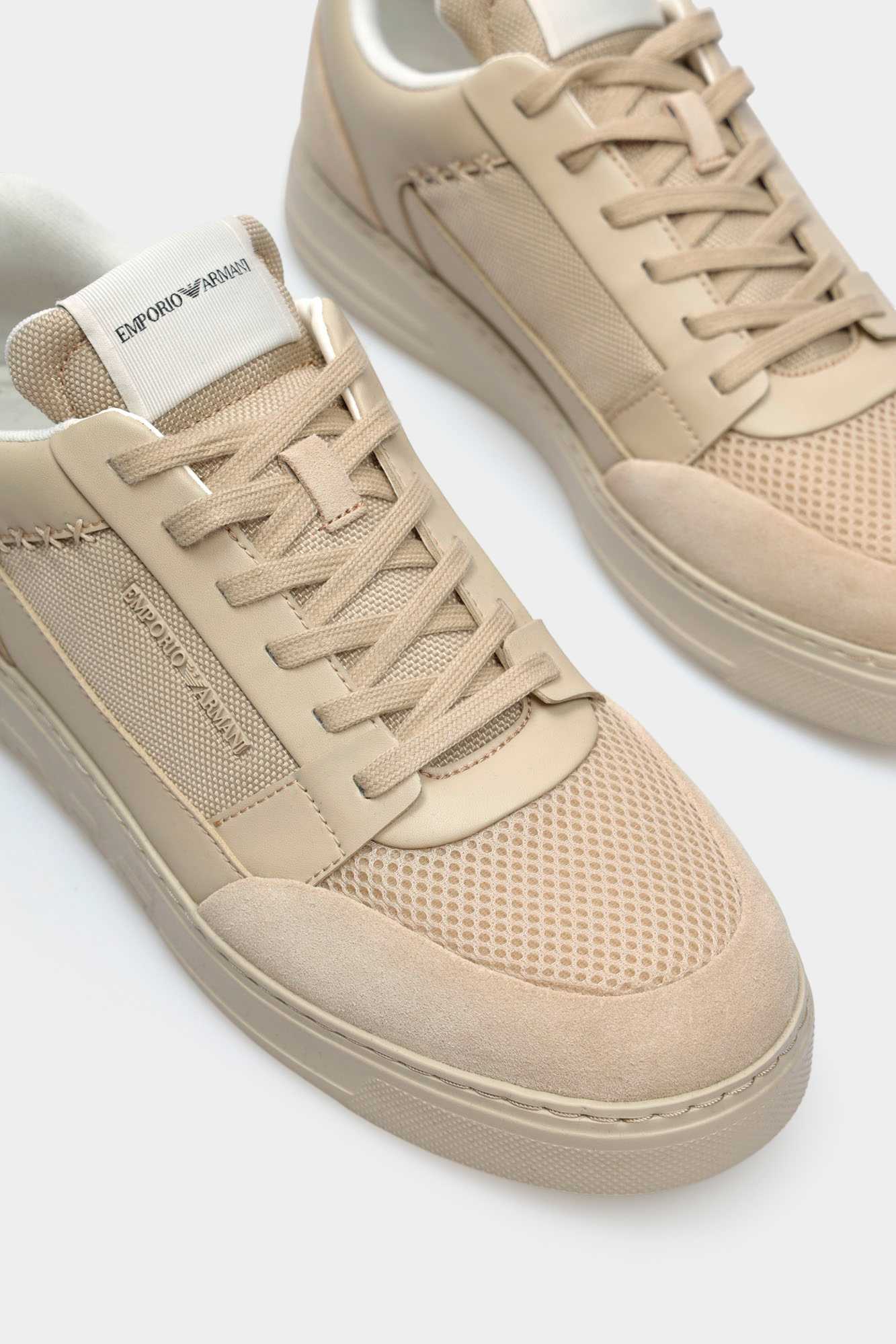 EM004784_AF23198 Кроссовки Emporio Armani Белый