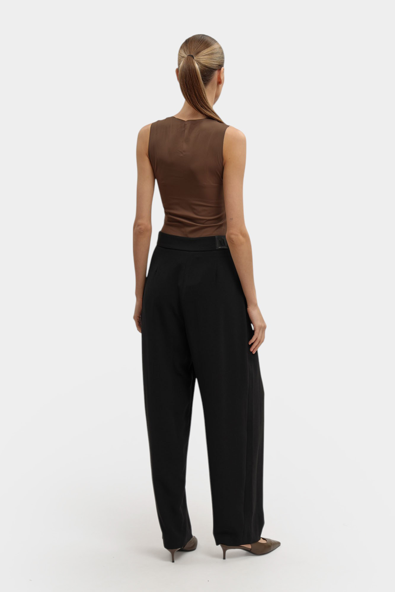 XW000942_AF10872 брюки armani exchange 