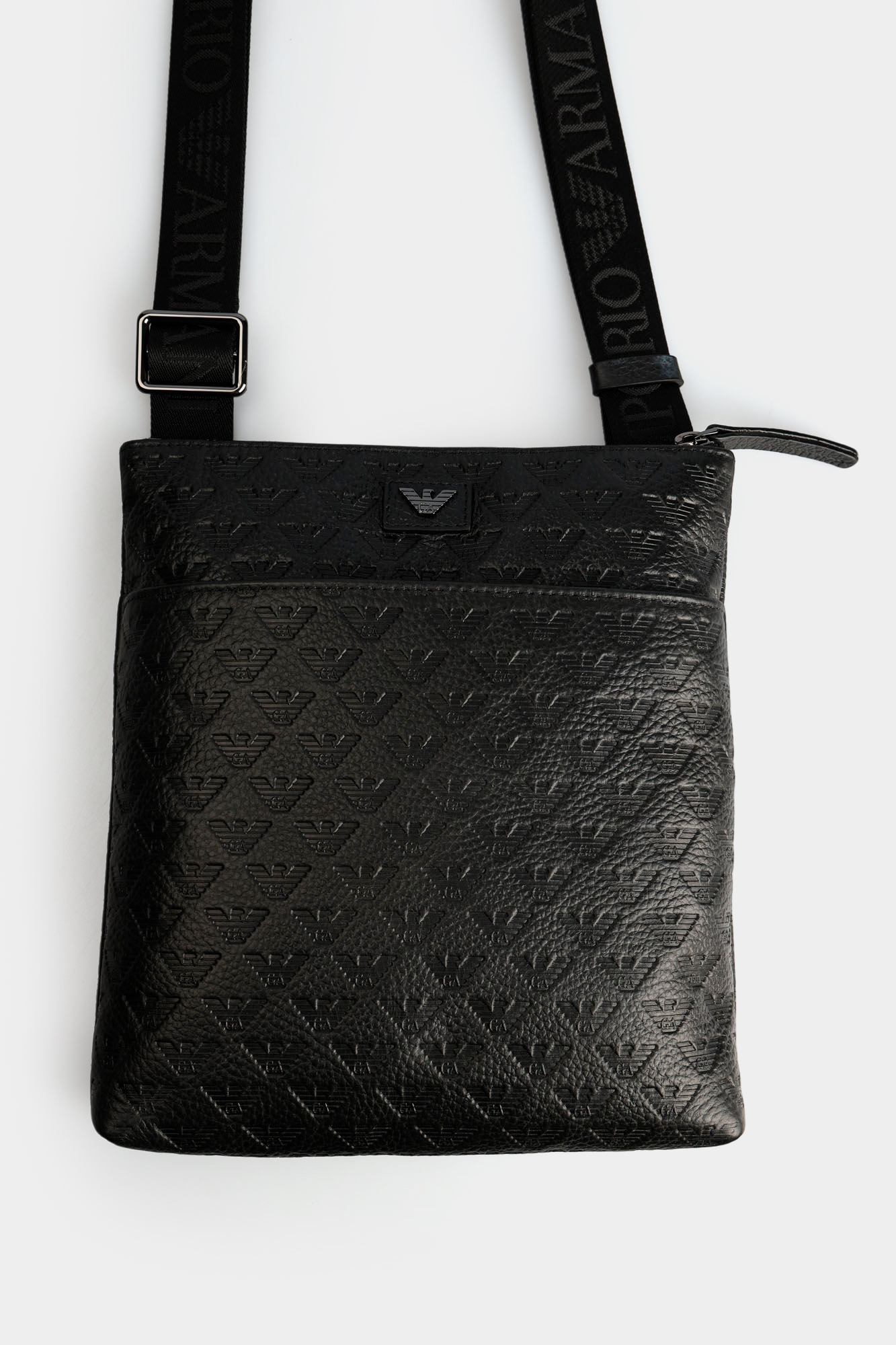 EM001688_AF14774 Сумка Emporio Armani Черный