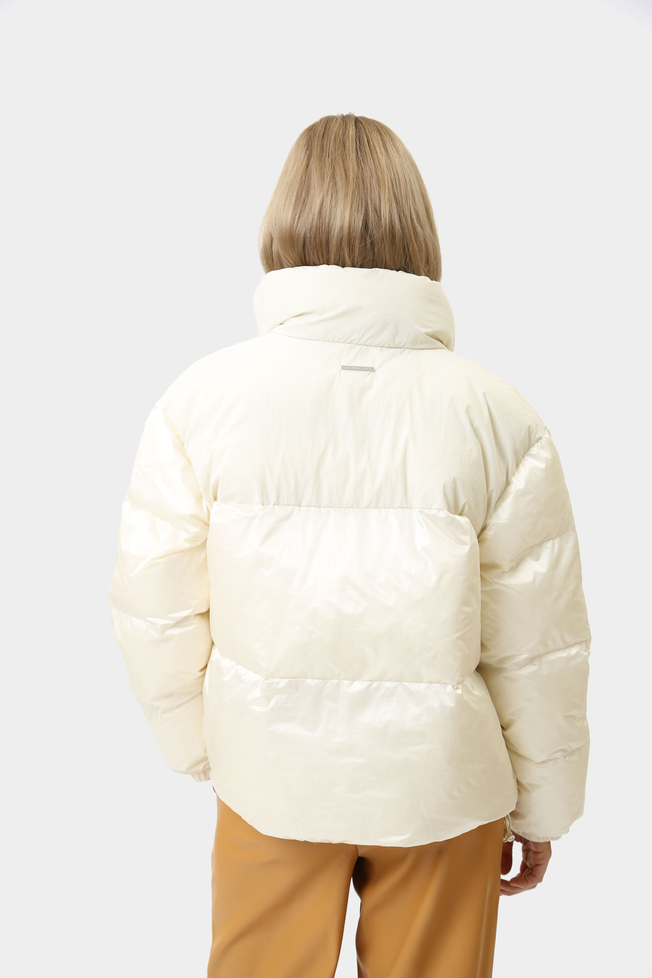 6DYB05_YN1UZ куртка пуховая armani exchange 