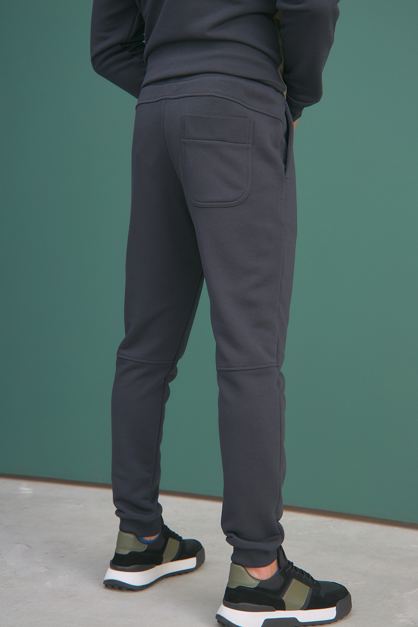 M-232-P-0013 Брюки спортивные The Hills Серый