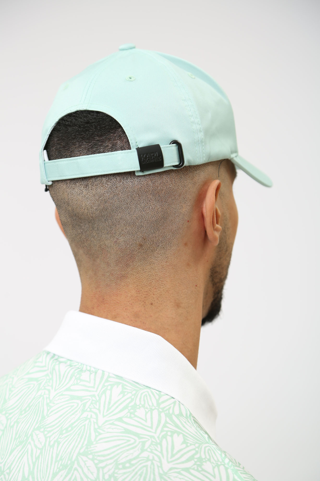 542122_805614 Кепка Karl Lagerfeld Мятный