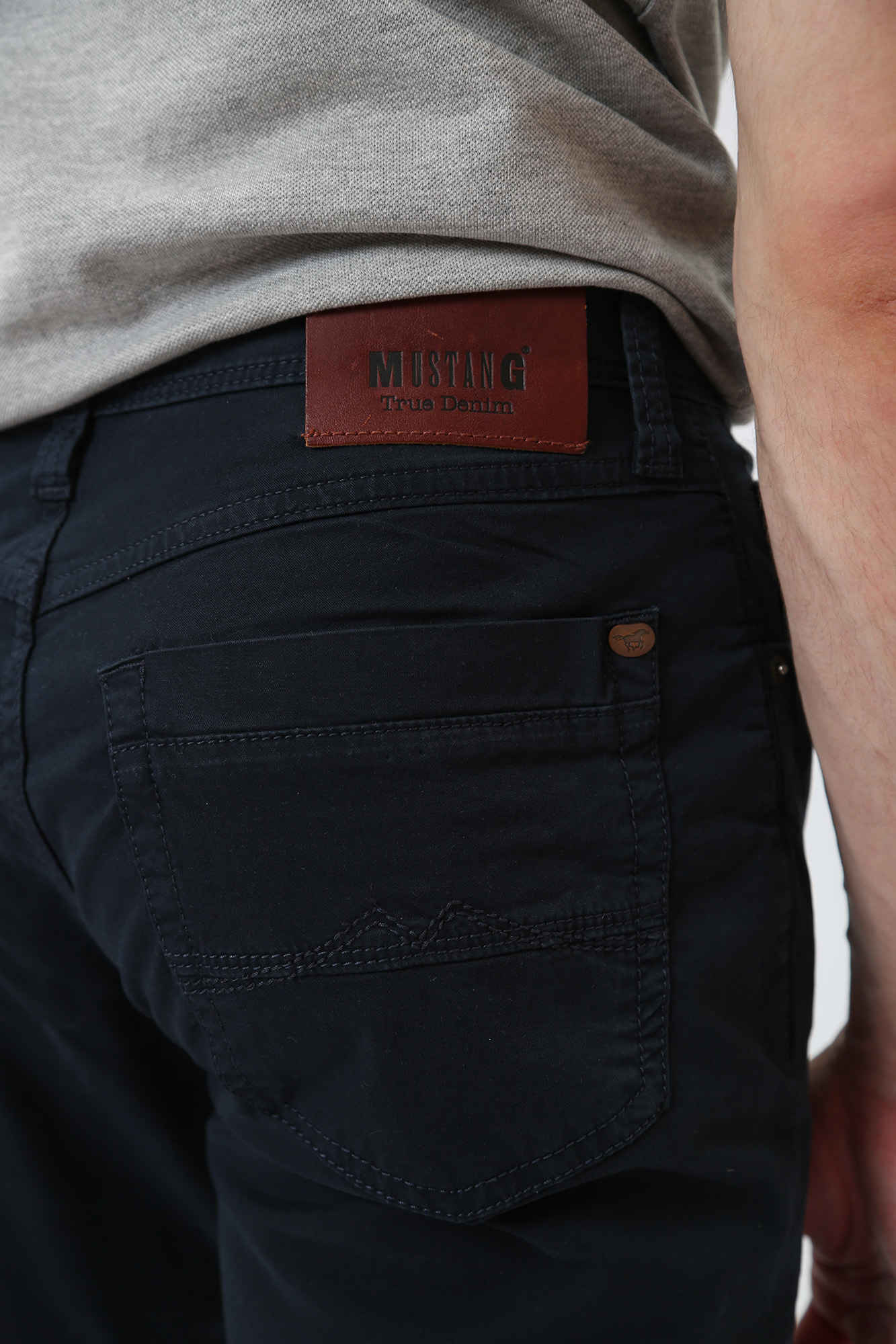 1009074 Брюки Mustang Синий