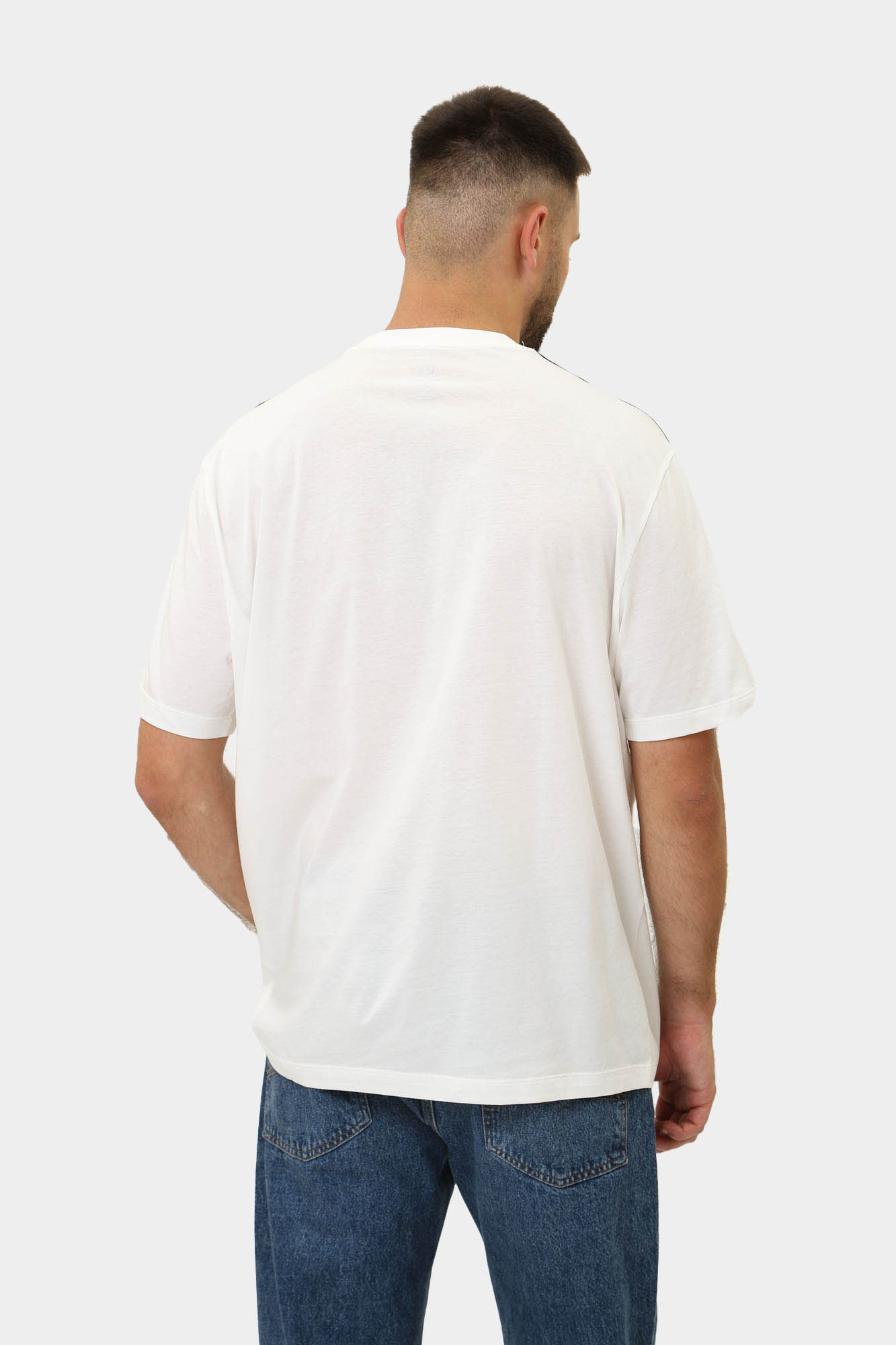 8NZTSG_ZJ9AZ Футболка Armani Exchange Белый