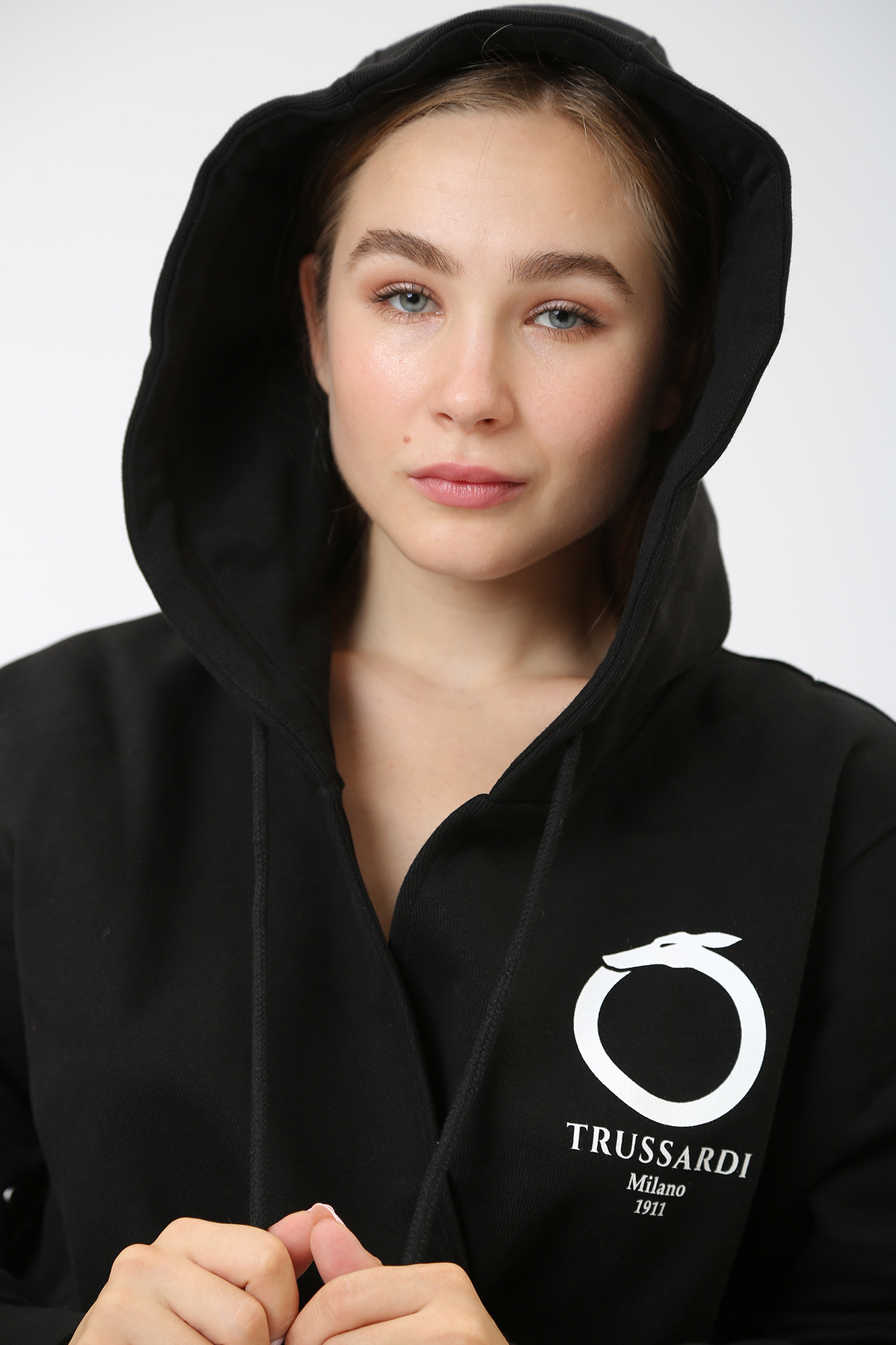 56F00265-1T006520 худи trussardi 