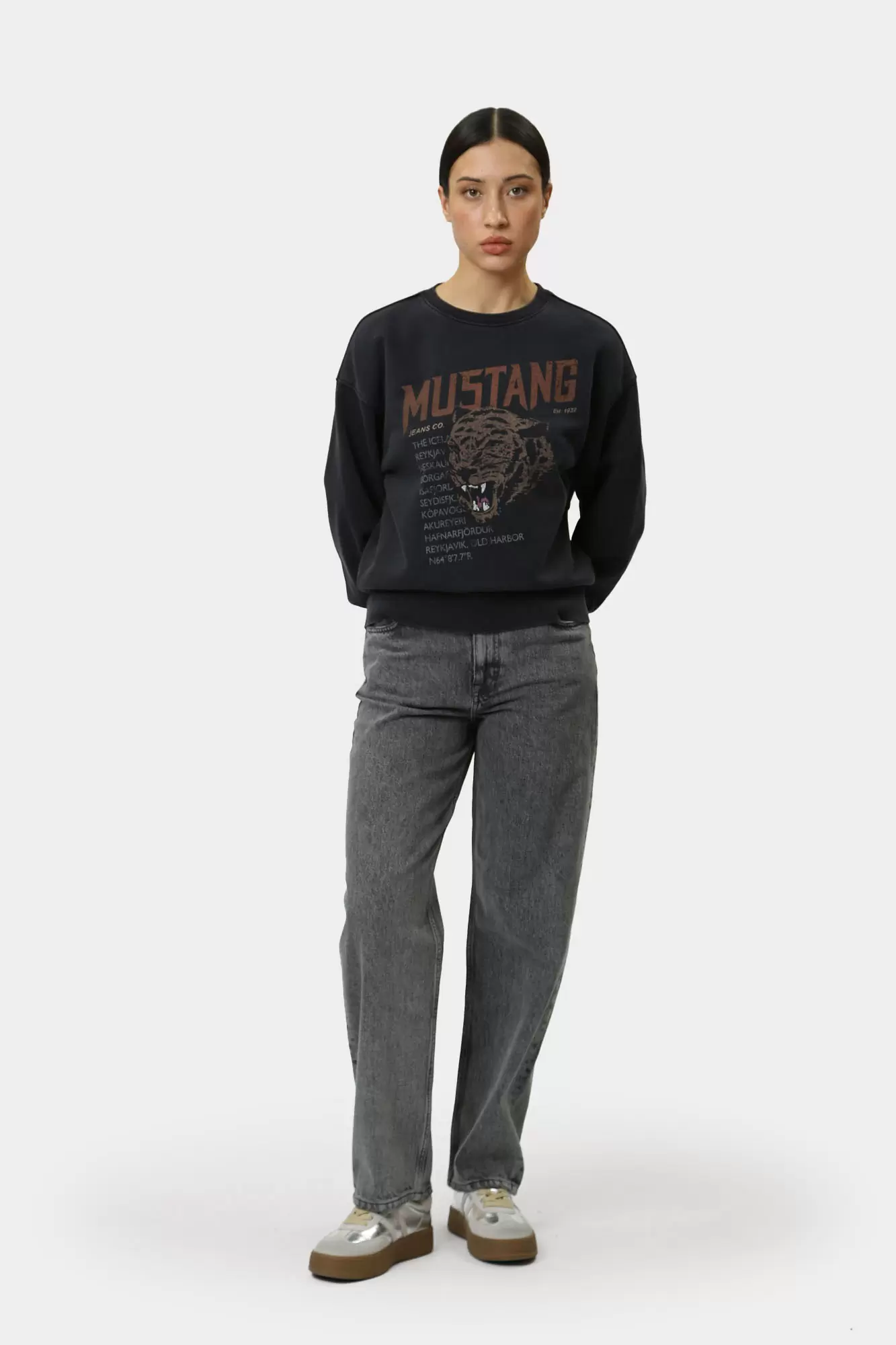 1015469 свитшот mustang 