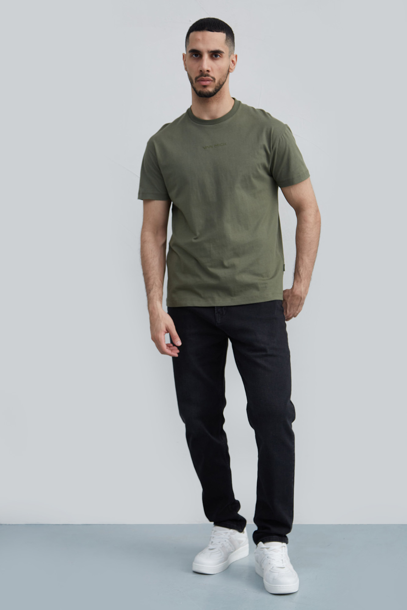 VM-231-22-029 Футболка Van Mich Хаки
