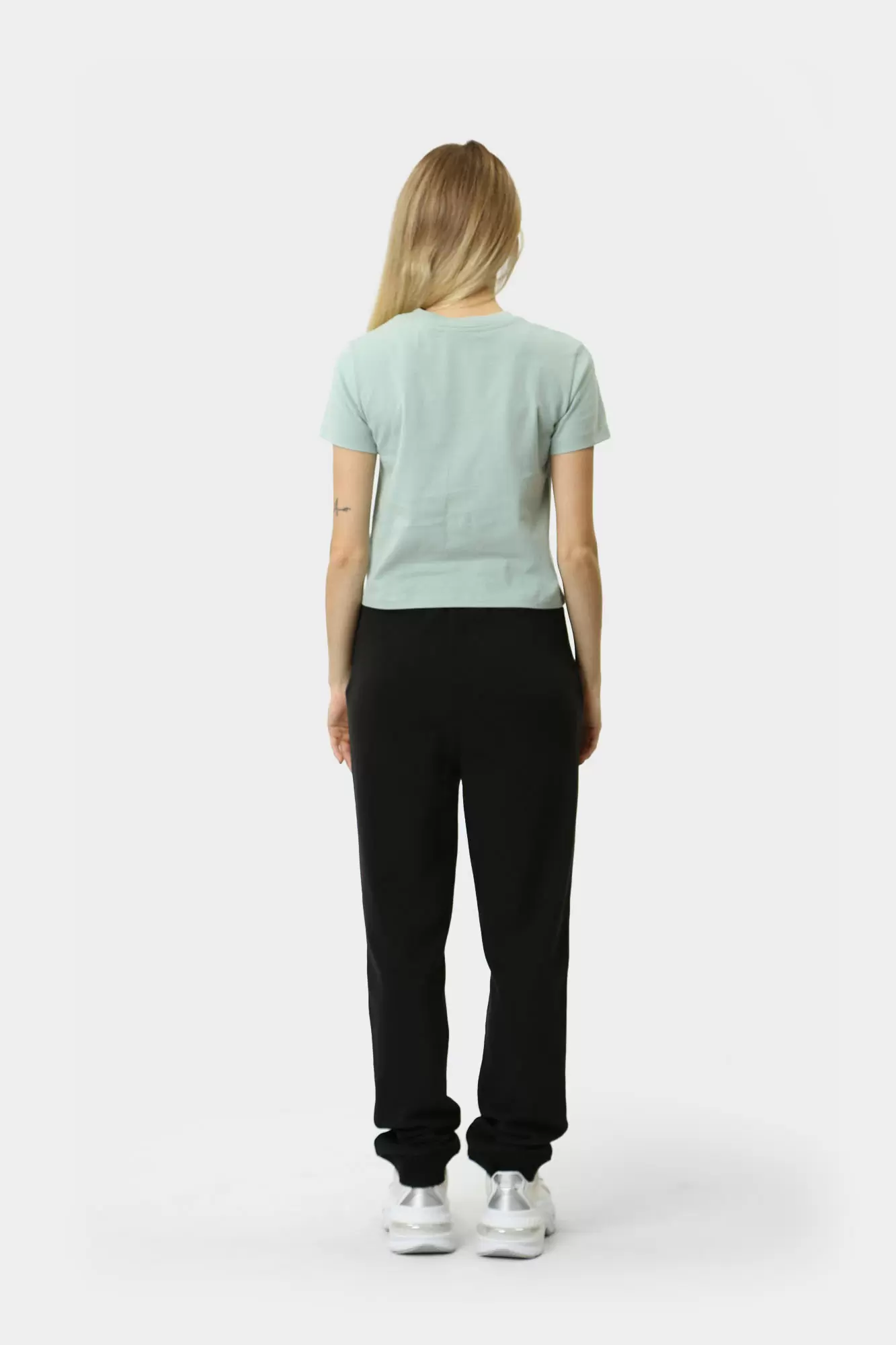J20J224202 футболка calvin klein jeans 