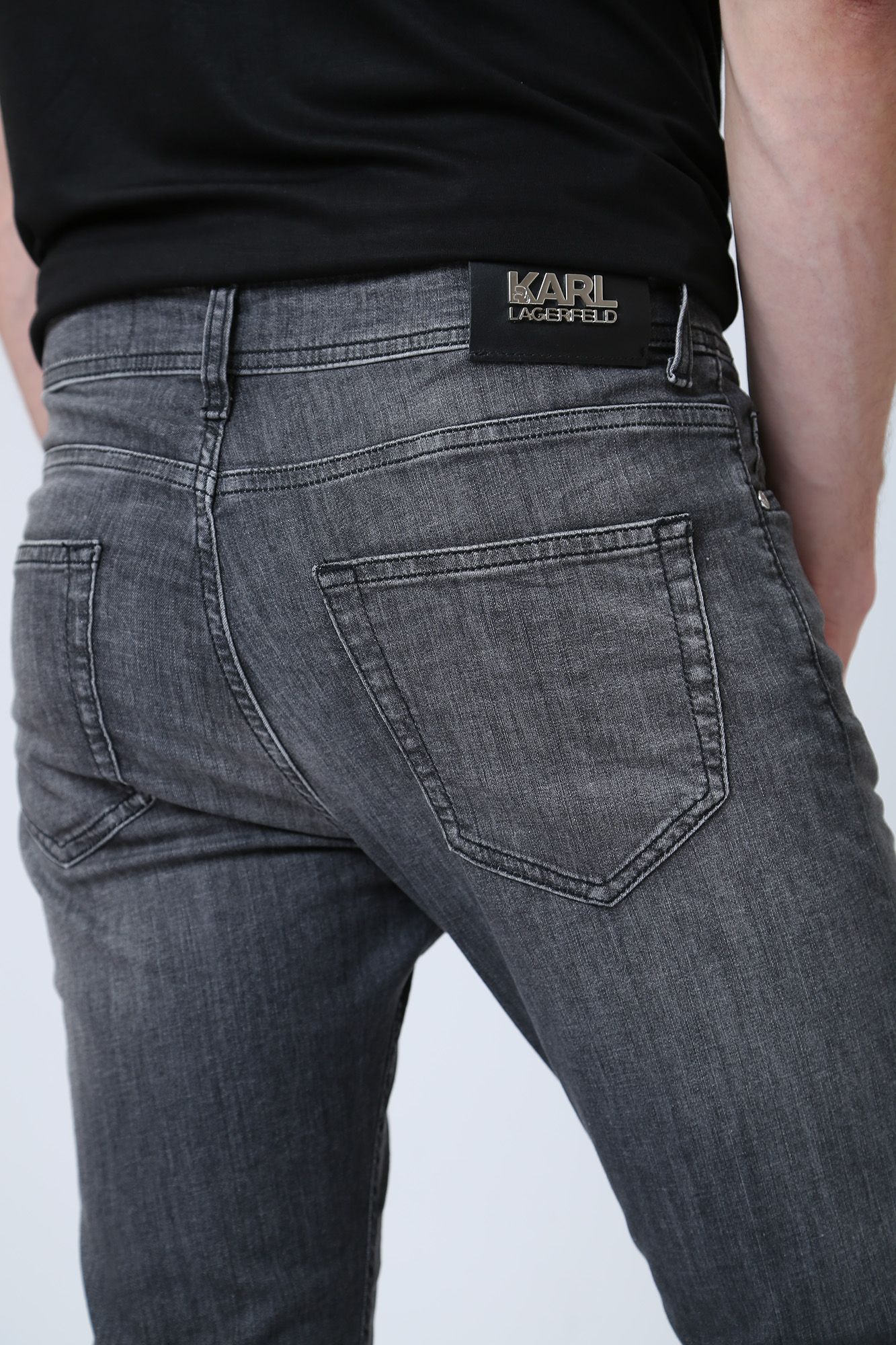 532833_265840 Брюки джинсовые Karl Lagerfeld Черный