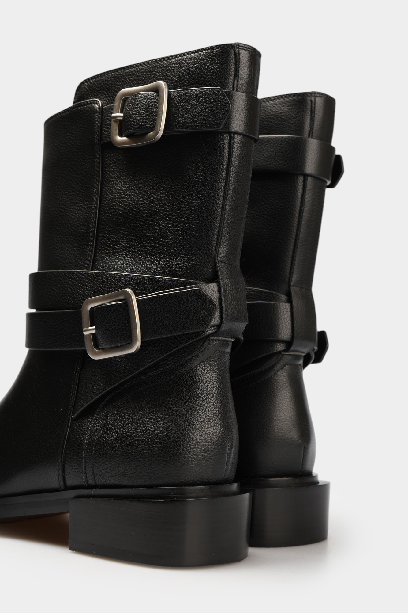 5208-835-3 Ботинки Marc Cony Черный