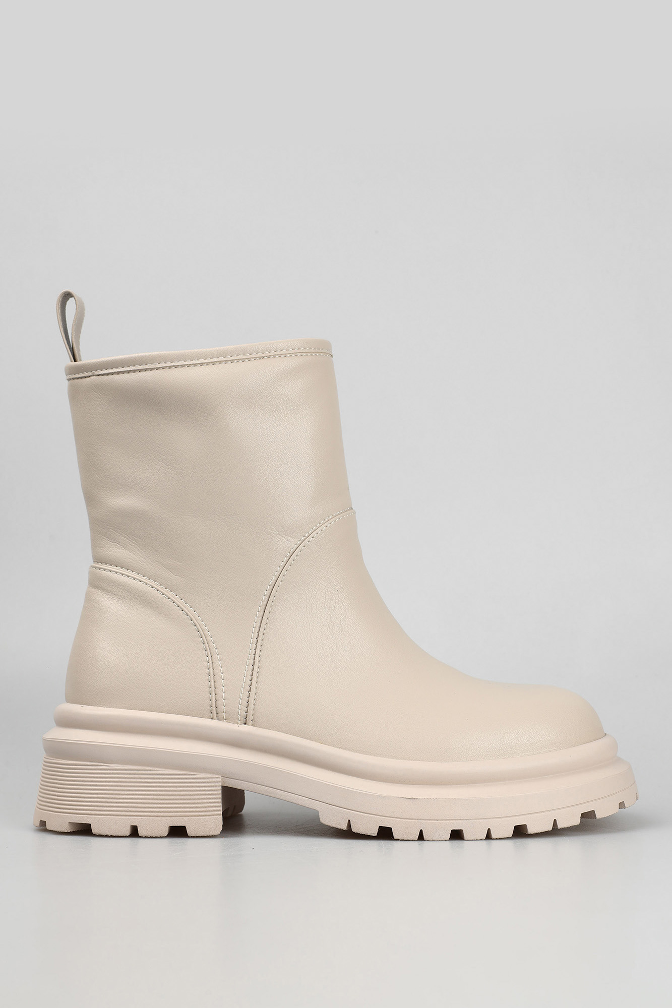 2241-472-34 Ботинки Marc Cony Молочный