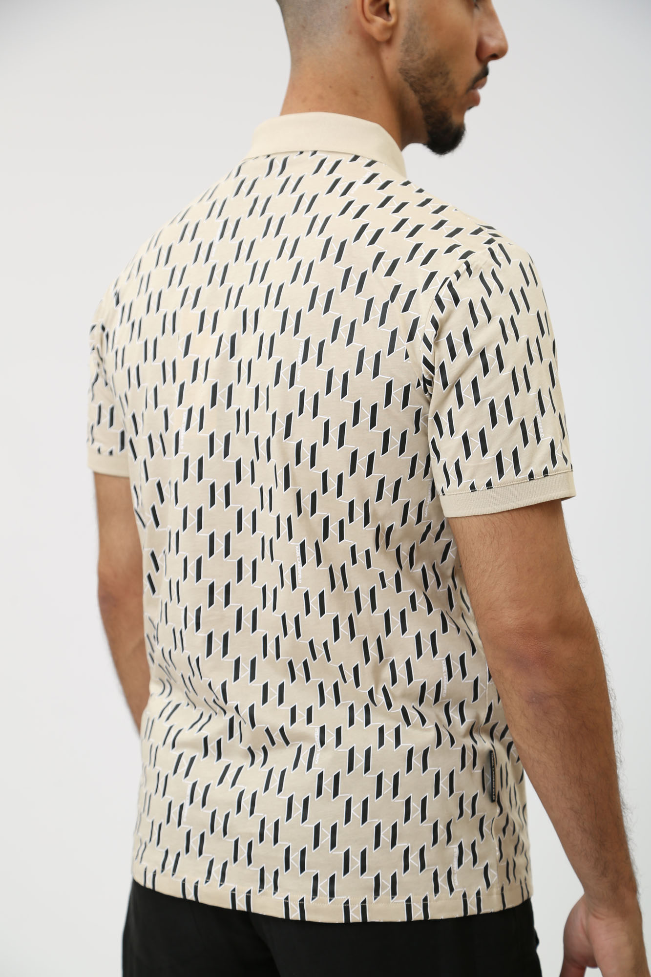 542251_745070 Поло Karl Lagerfeld Бежевый