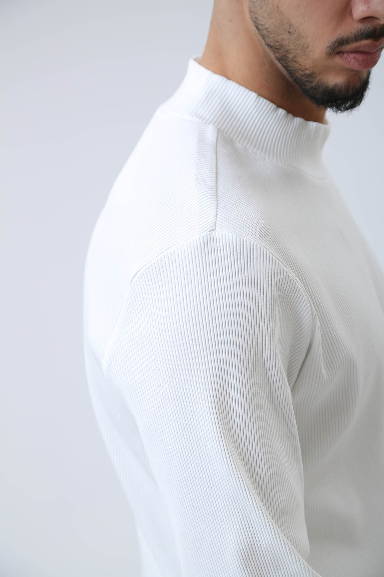 J30J324677 Лонгслив Calvin Klein Jeans Белый