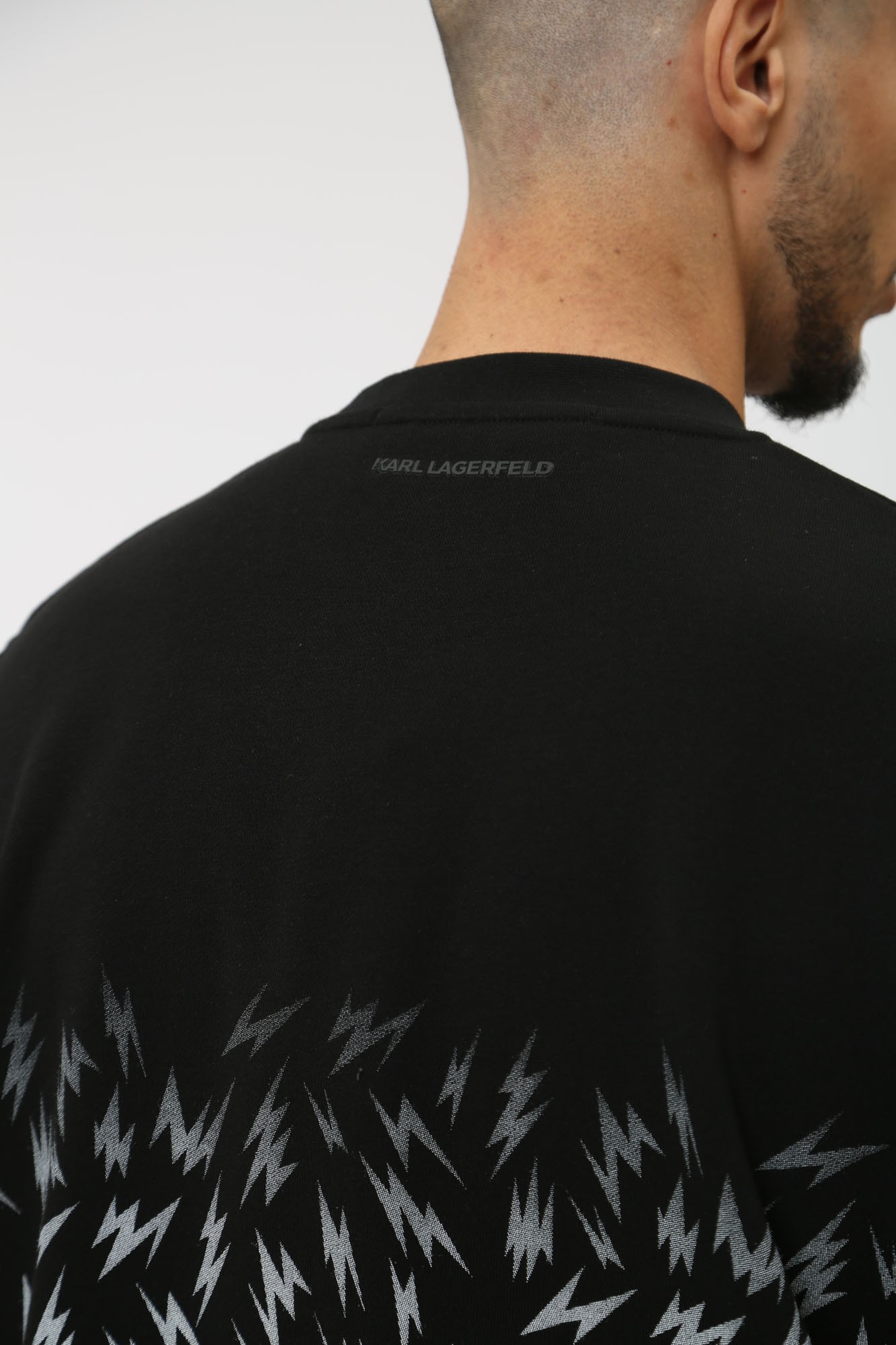 542900_705007 Свитшот Karl Lagerfeld Черный