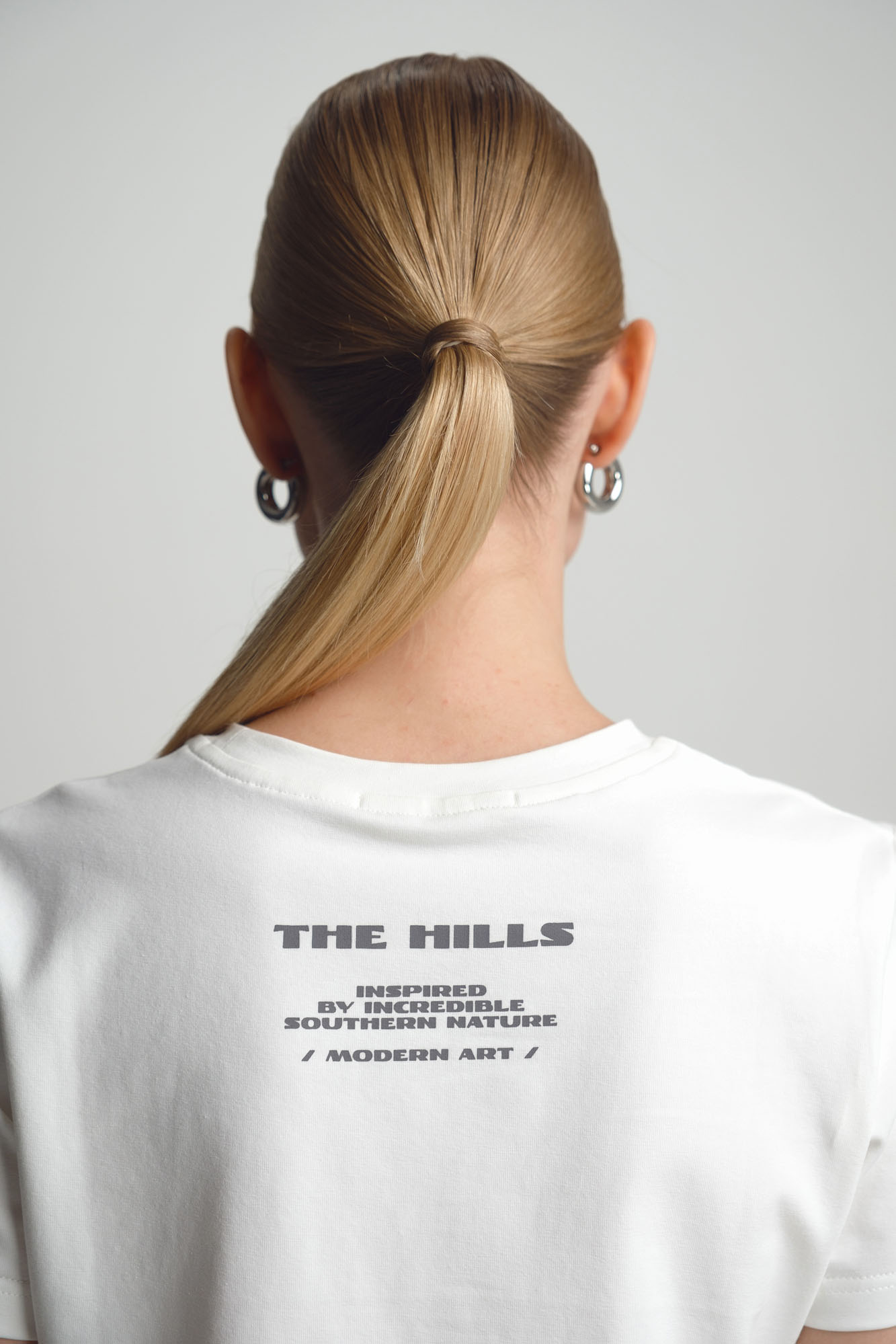 W-252-THT-22-0804 футболка the hills 