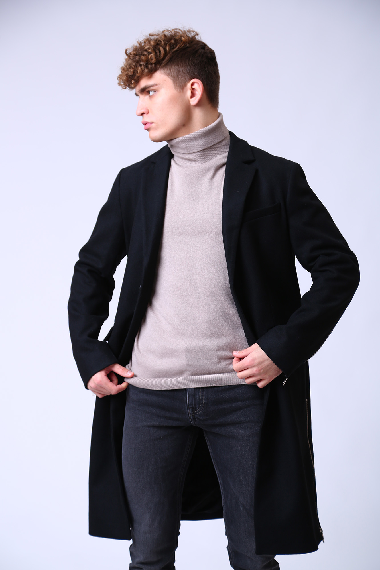 524799_455012 Пальто Karl Lagerfeld Черный