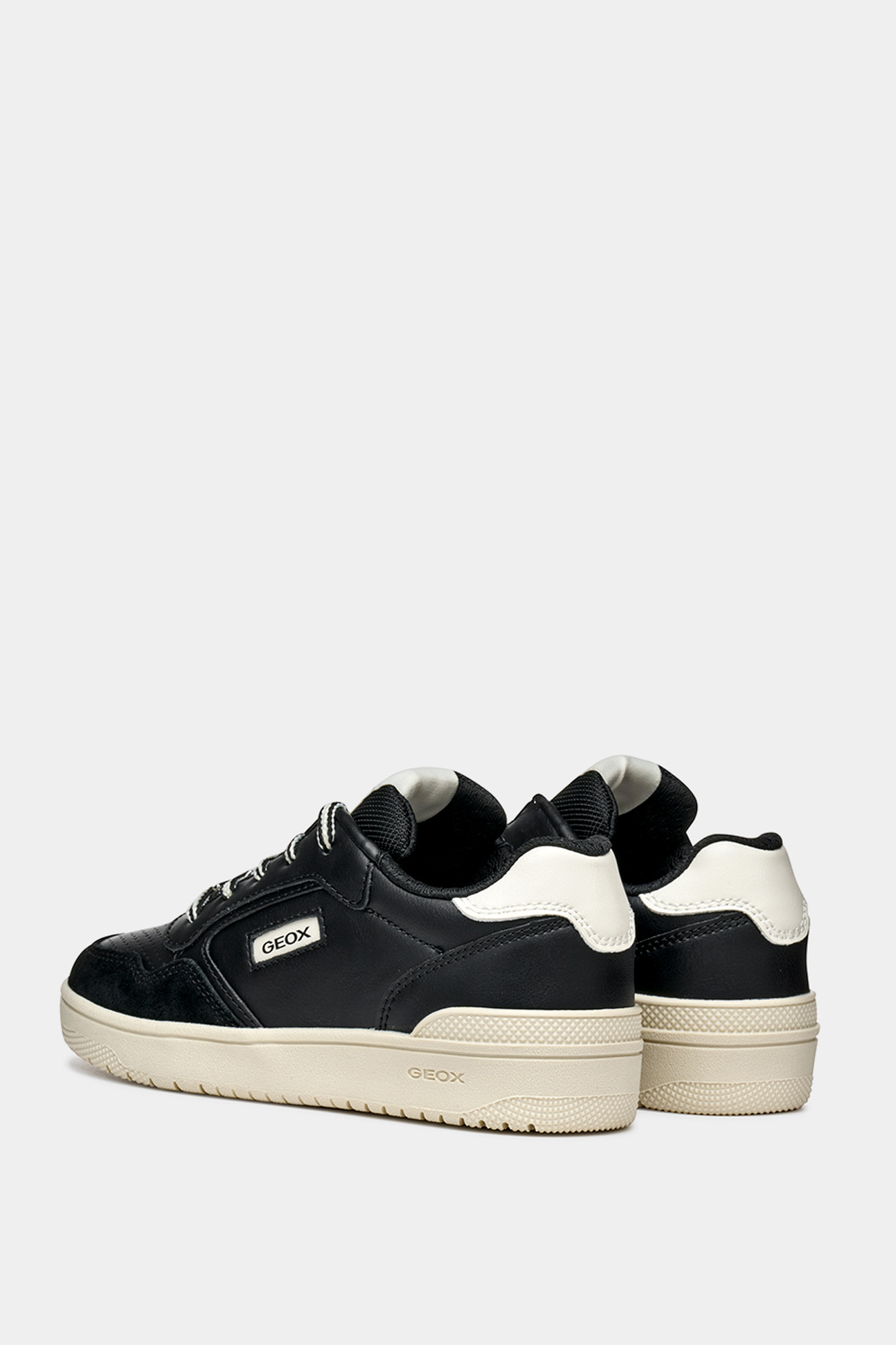 J56LQI05422C Кеды Geox Черный