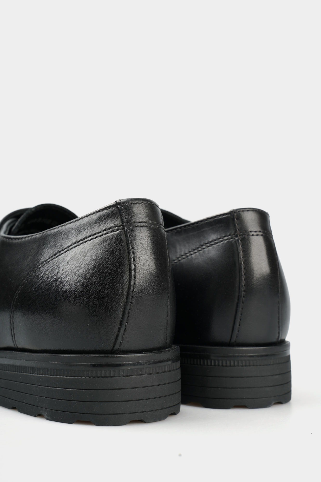 U46H8D00043C Туфли Geox Черный