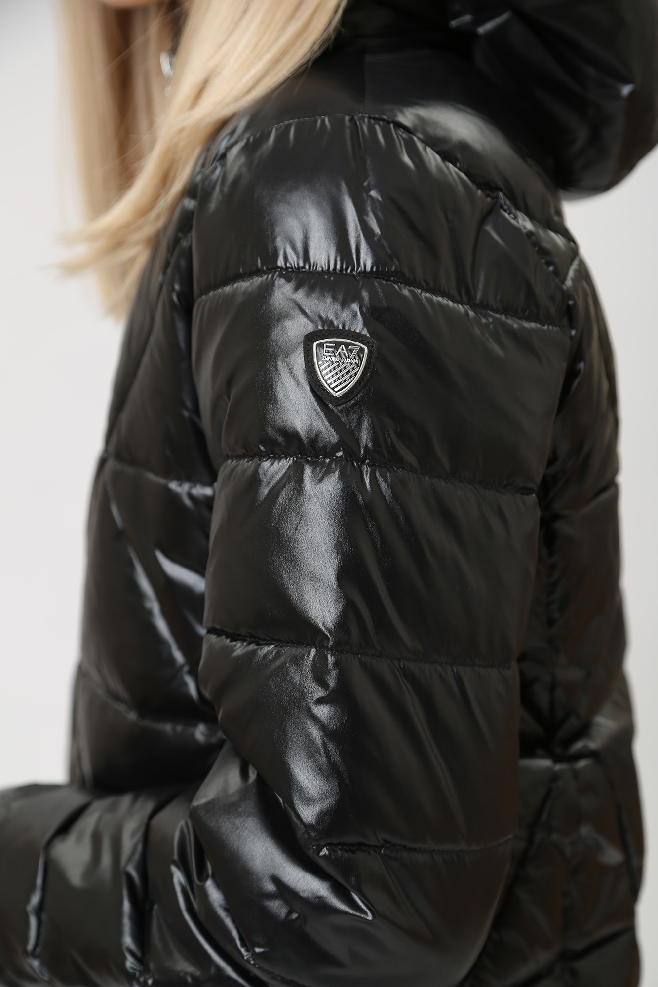 6RTB10_TN5LZ куртка пуховая ea7 