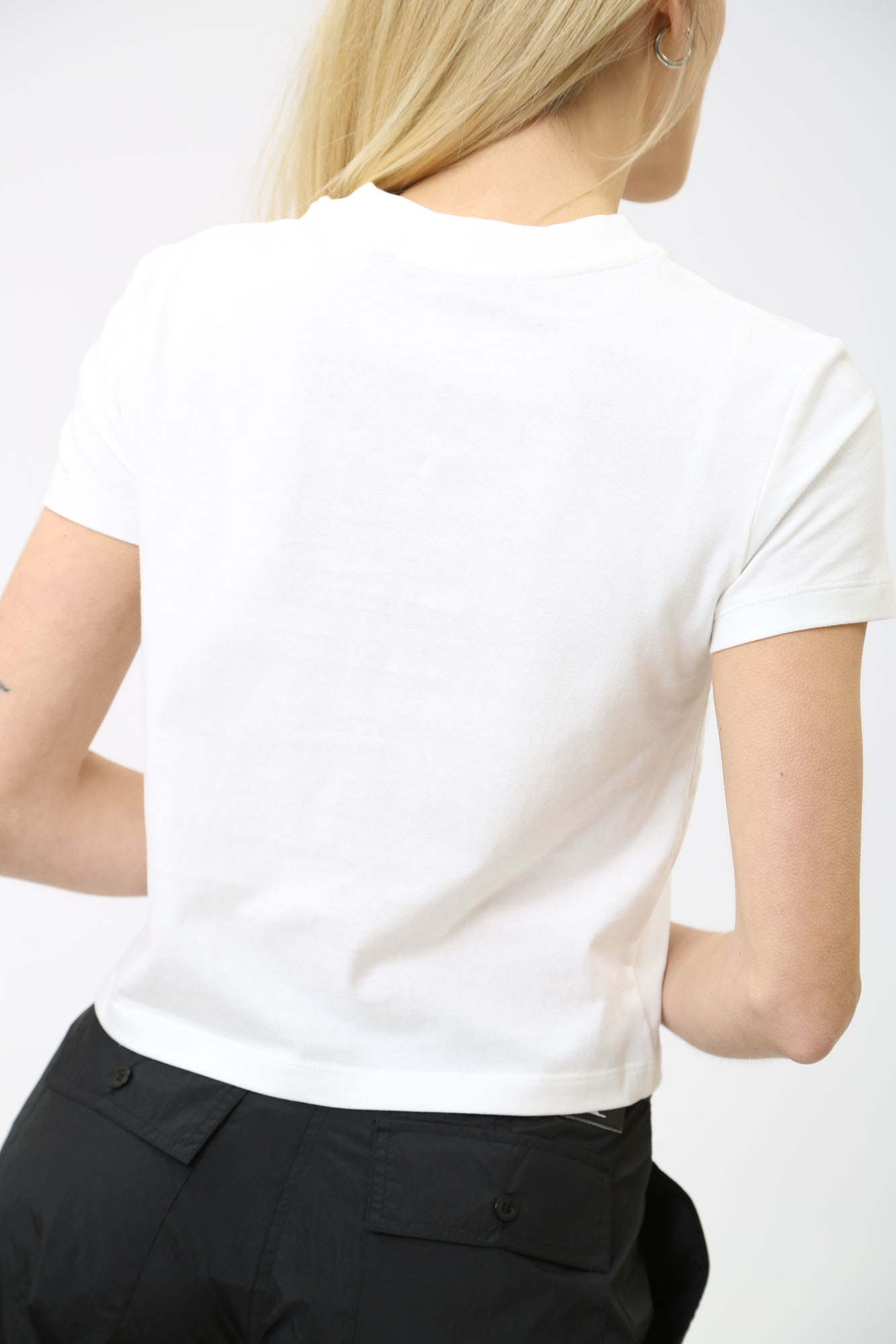 J20J223364 футболка calvin klein jeans 