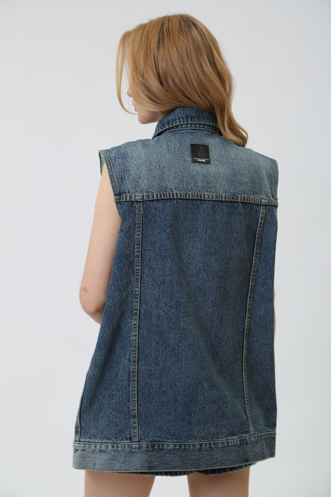 3DYQ61_Y15DZ жилет джинсовый armani exchange 