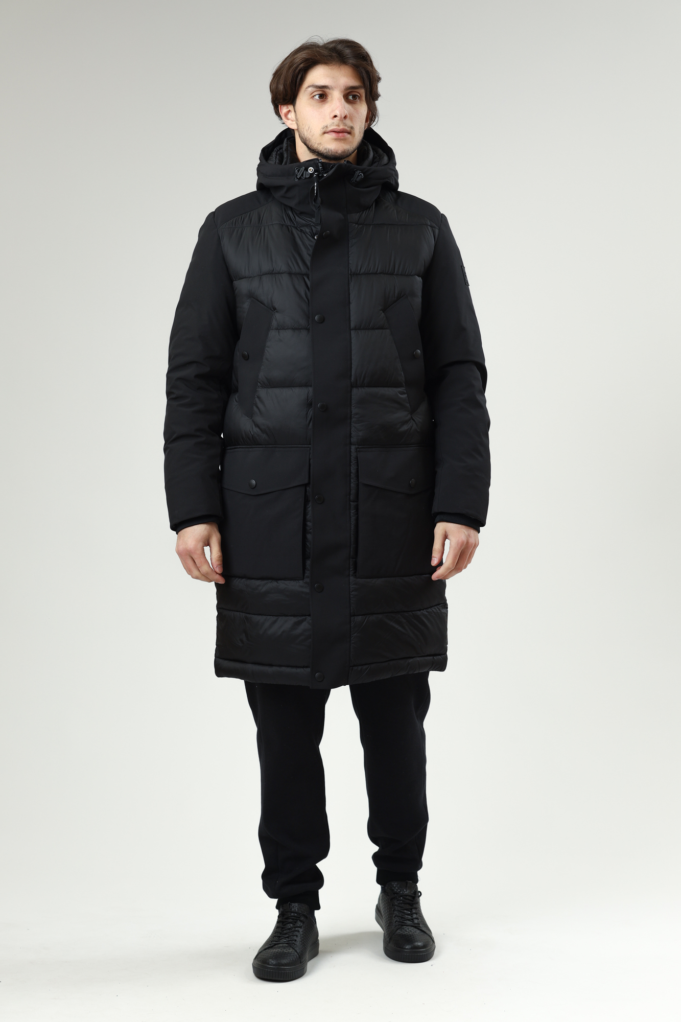 30029369_10012300 Пальто пуховое Strellson Черный